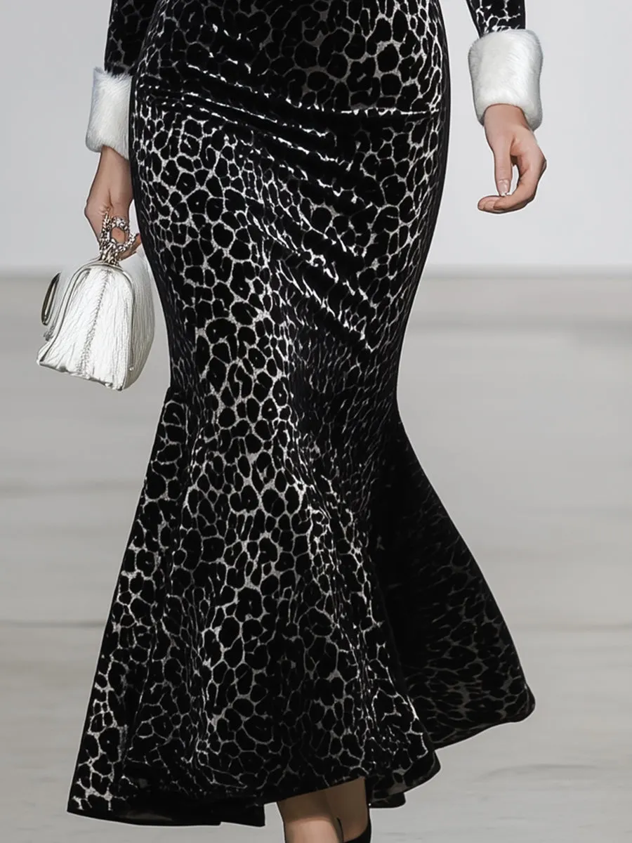 Elegant Black Velvet Leopard Print V-neck Spliced furry Midi Dress sold by Oyrosy product image thumbnail 3