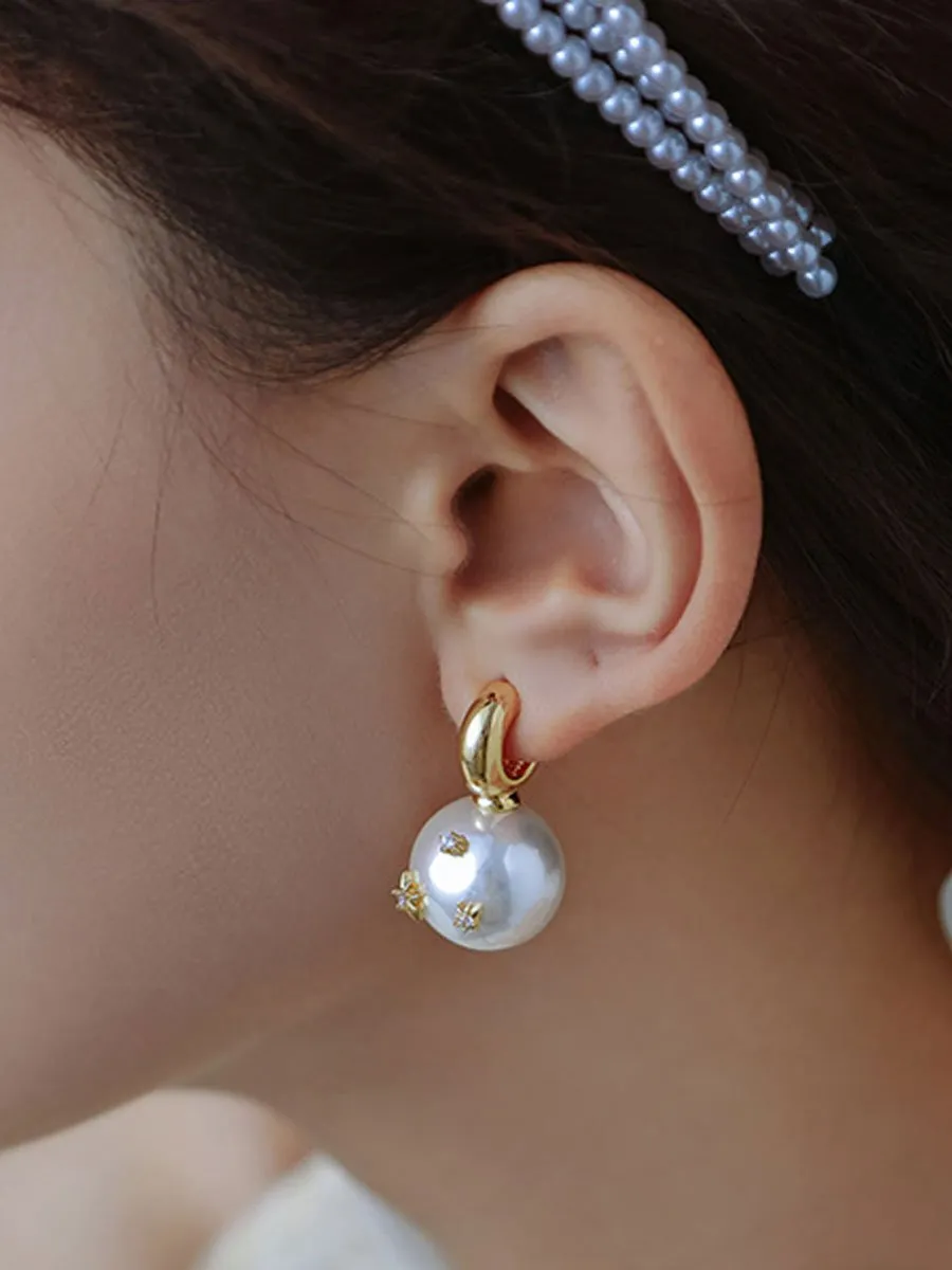 Vintage Pearl Earrings sold by Oyrosy product image thumbnail 3