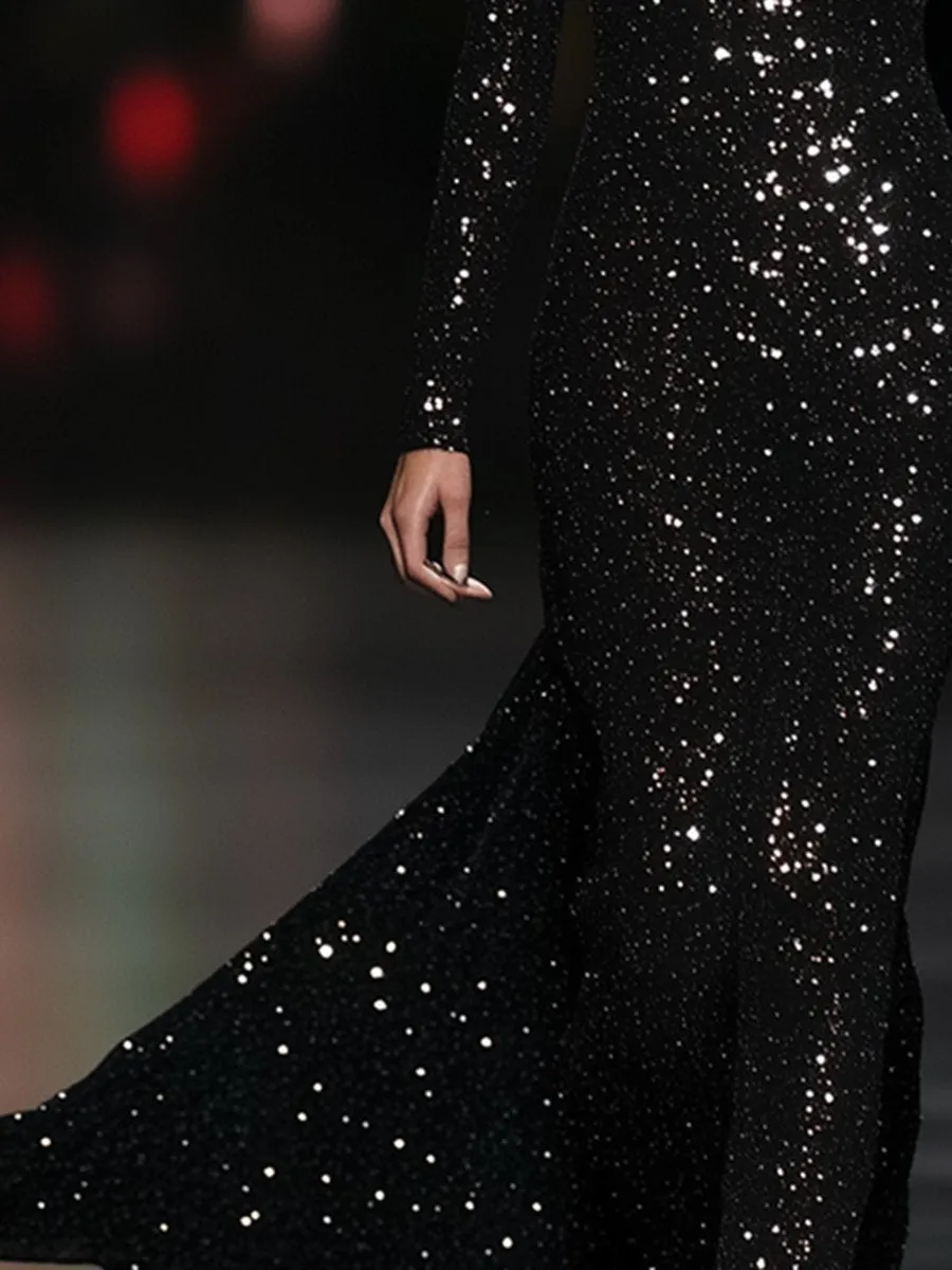 【24-hour shipping out】High-End Luxury Temperament Slim Heavy Sequined Maxi Dress sold by Oyrosy product image thumbnail 3