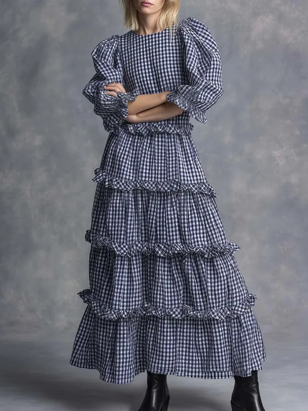 Western Countryside Round Neck Multi-layered Pleats Ruffled Hem Black And White Checkered Maxi Dress sold by Oyrosy