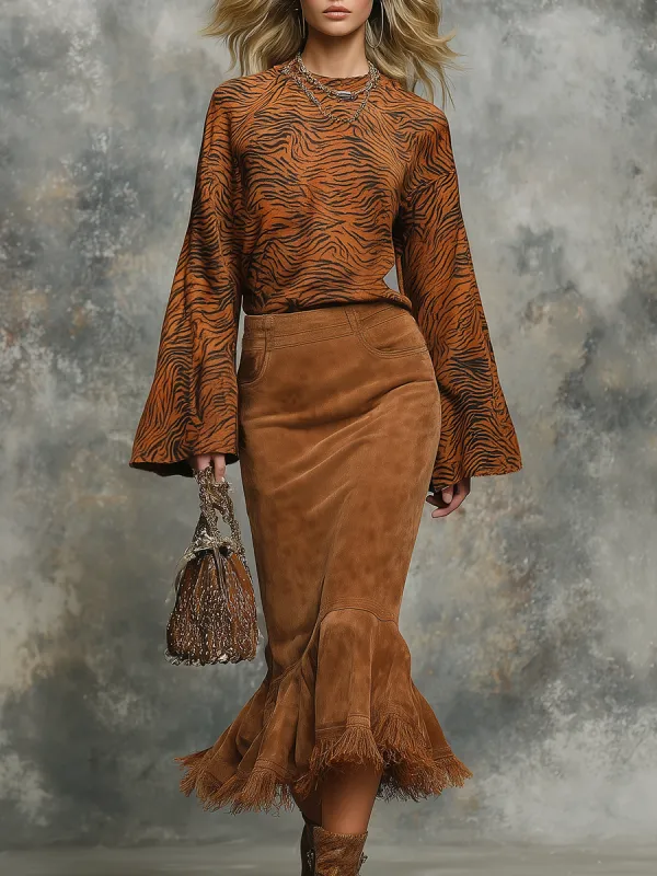 Retro Tiger Print Bell-sleeved Top And Fishtail Faux Suede Skirt Set made by Oyrosy