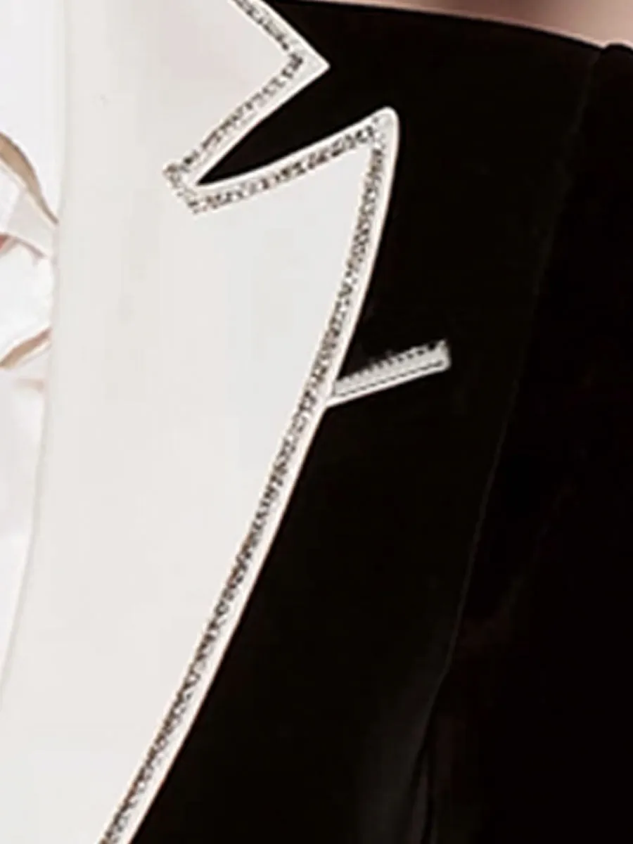 Stylish Black And White Contrasting Velvet Blazer sold by Oyrosy product image thumbnail 3