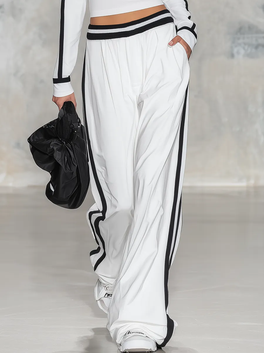Retro Classic Sporty Color-blocked T-shirt And Wide-leg Pants Set sold by Oyrosy product image thumbnail 4