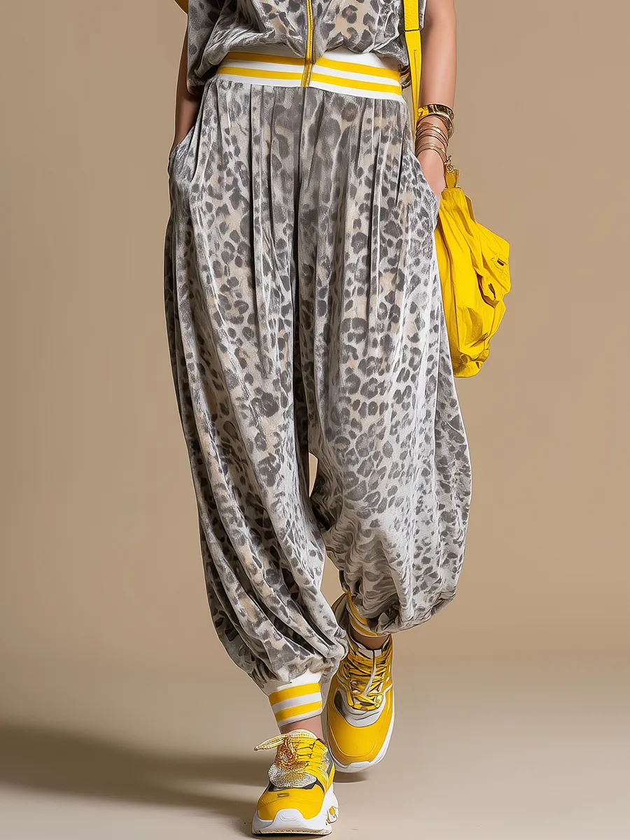 Retro Sporty Leopard Print Zip-up Stand-collar Velvet Short-sleeved Jumpsuit sold by Oyrosy product image thumbnail 4