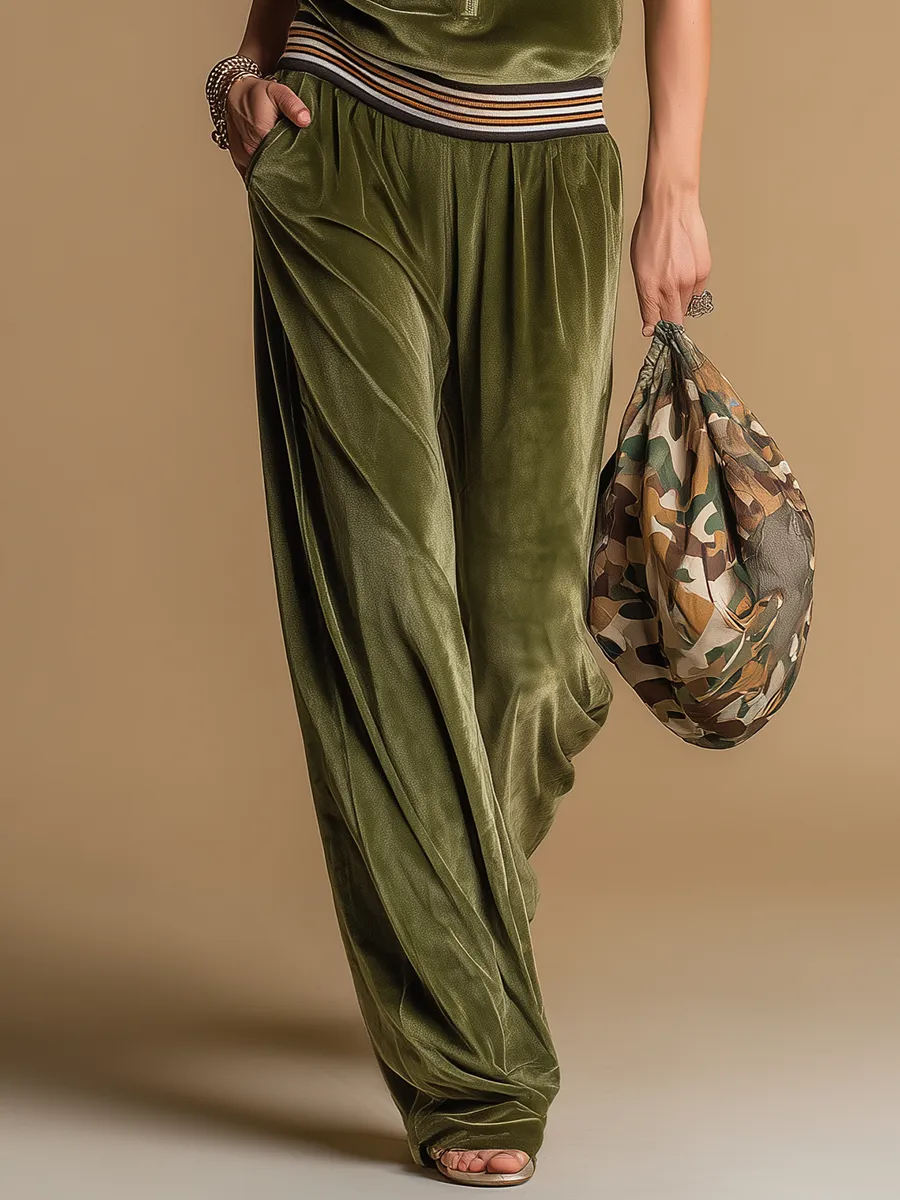 Sporty Retro Velvet Hooded Vest And Wide-leg Pants Set sold by Oyrosy product image thumbnail 4