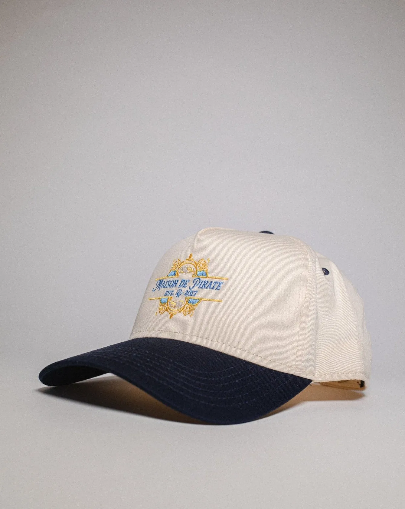 Pirate Maison de Pirate Hat (Cream/Navy) sold by Pirateworldwide product image thumbnail 3