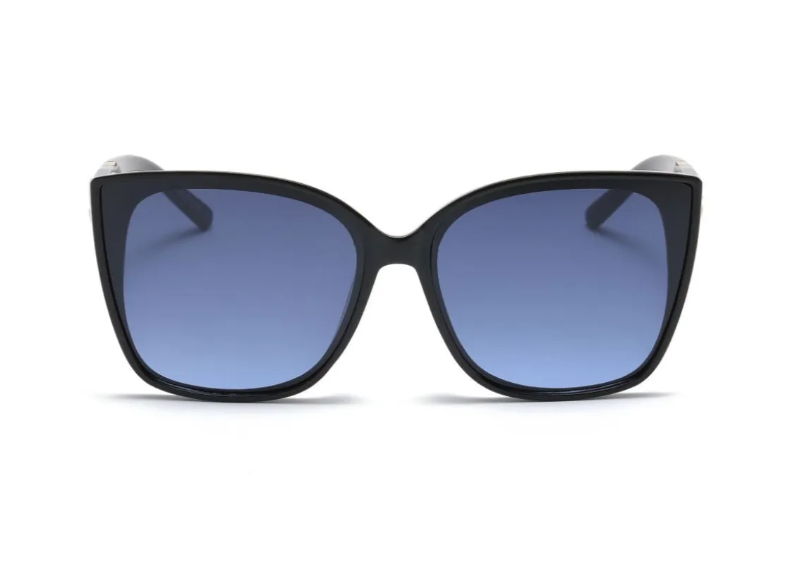 Soraya sold by Dilly-Dollar Optical