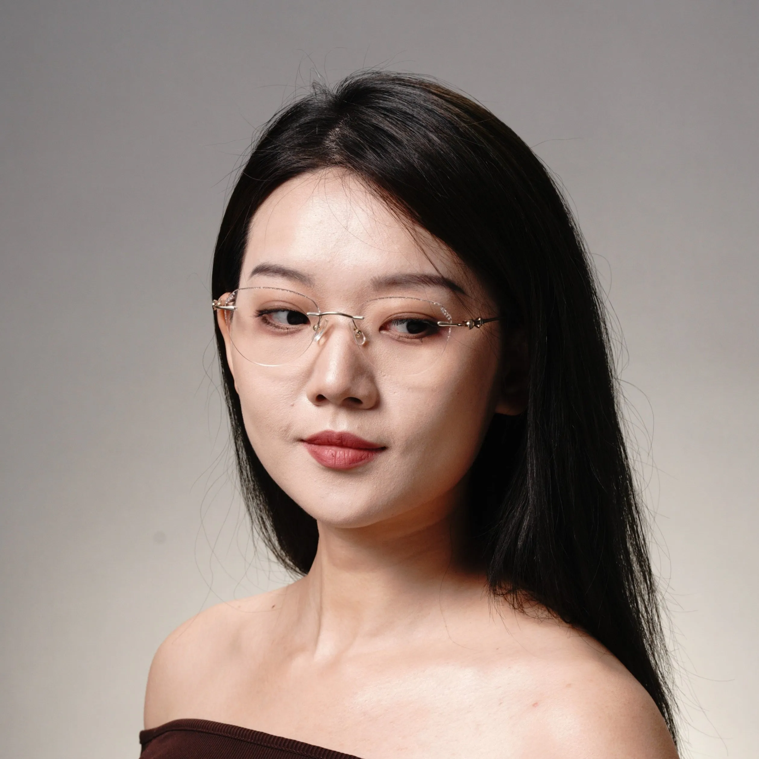 Safiya sold by Dilly-Dollar Optical product image thumbnail 2