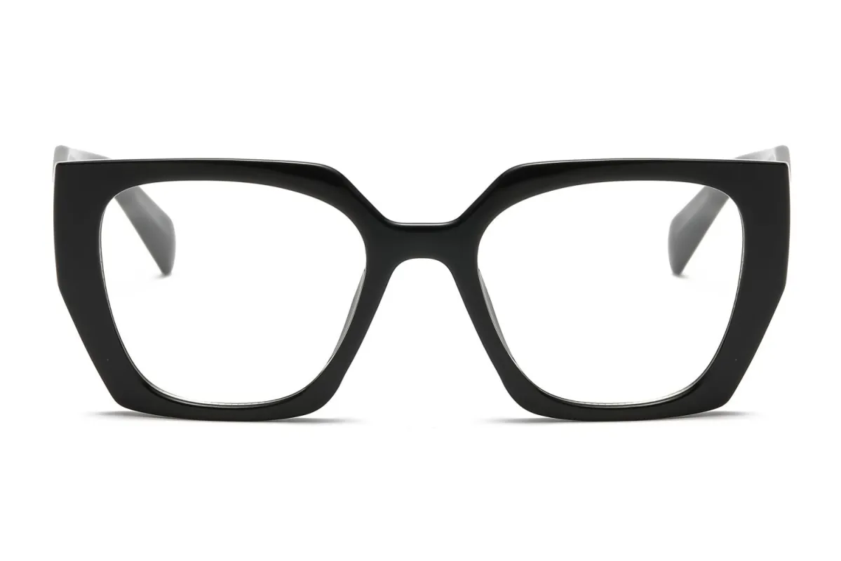 Holland made by Dilly-Dollar Optical