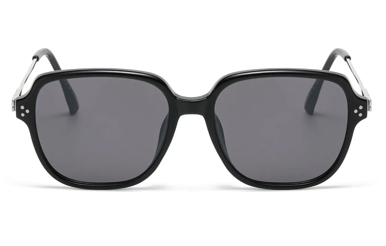 Julieta made by Dilly-Dollar Optical