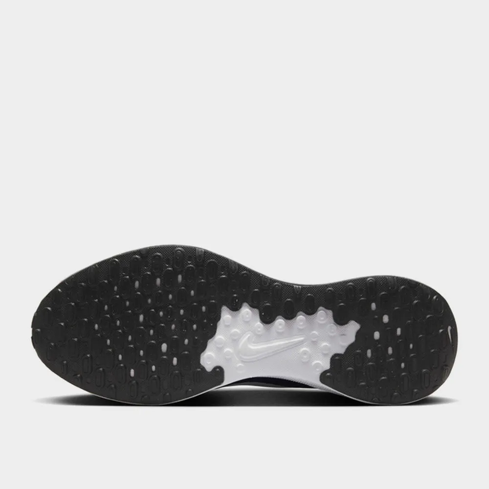 Nike Mens Revolution 7 Sneakers Navy/white _ 181948 _ Navy sold by Tekkie Town product image thumbnail 3