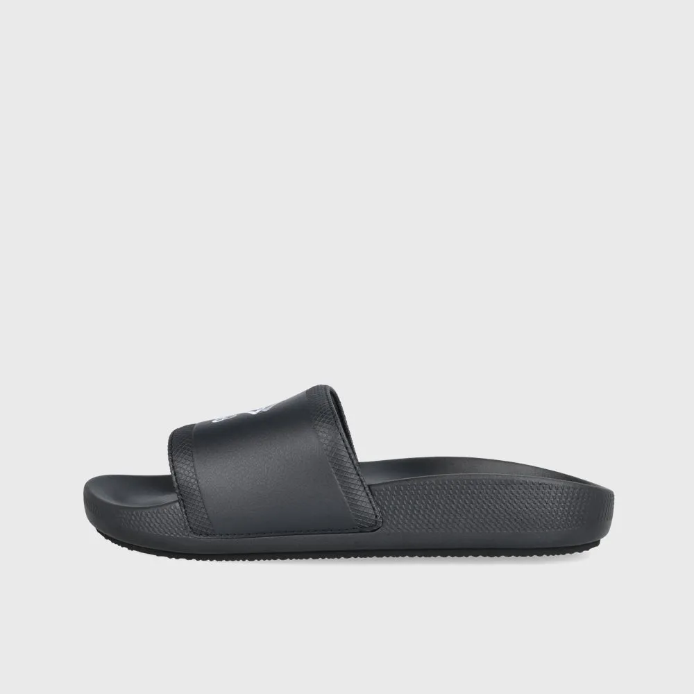 Umbro Mens Squeeze Me Comfort Slides Black sold by Tekkie Town product image thumbnail 3