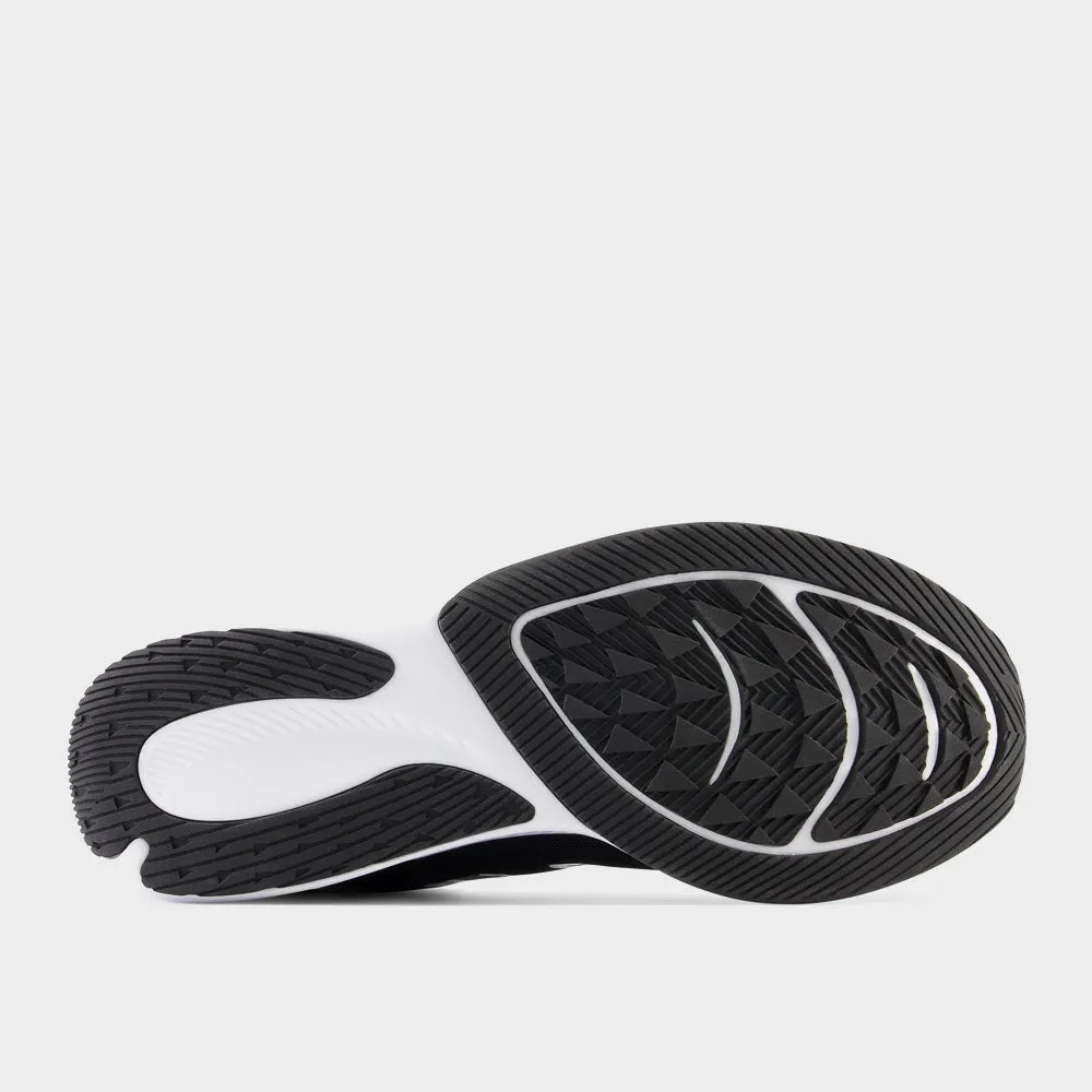 New Balance Mens Dynasoft Pesu V2 Performance Running Black/white _ 173612 _ Black sold by Tekkie Town product image thumbnail 3