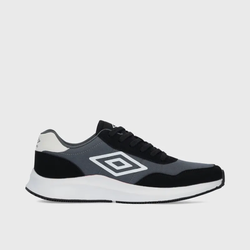 Umbro Mens Ancoats Sneaker Black/white _ 181421 _ Black sold by Tekkie Town