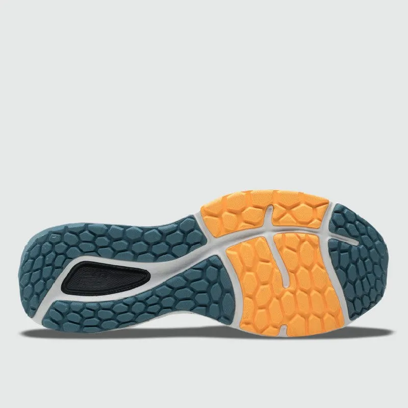 Nb 680 V7 _ 171045 _ Black sold by Tekkie Town product image thumbnail 2