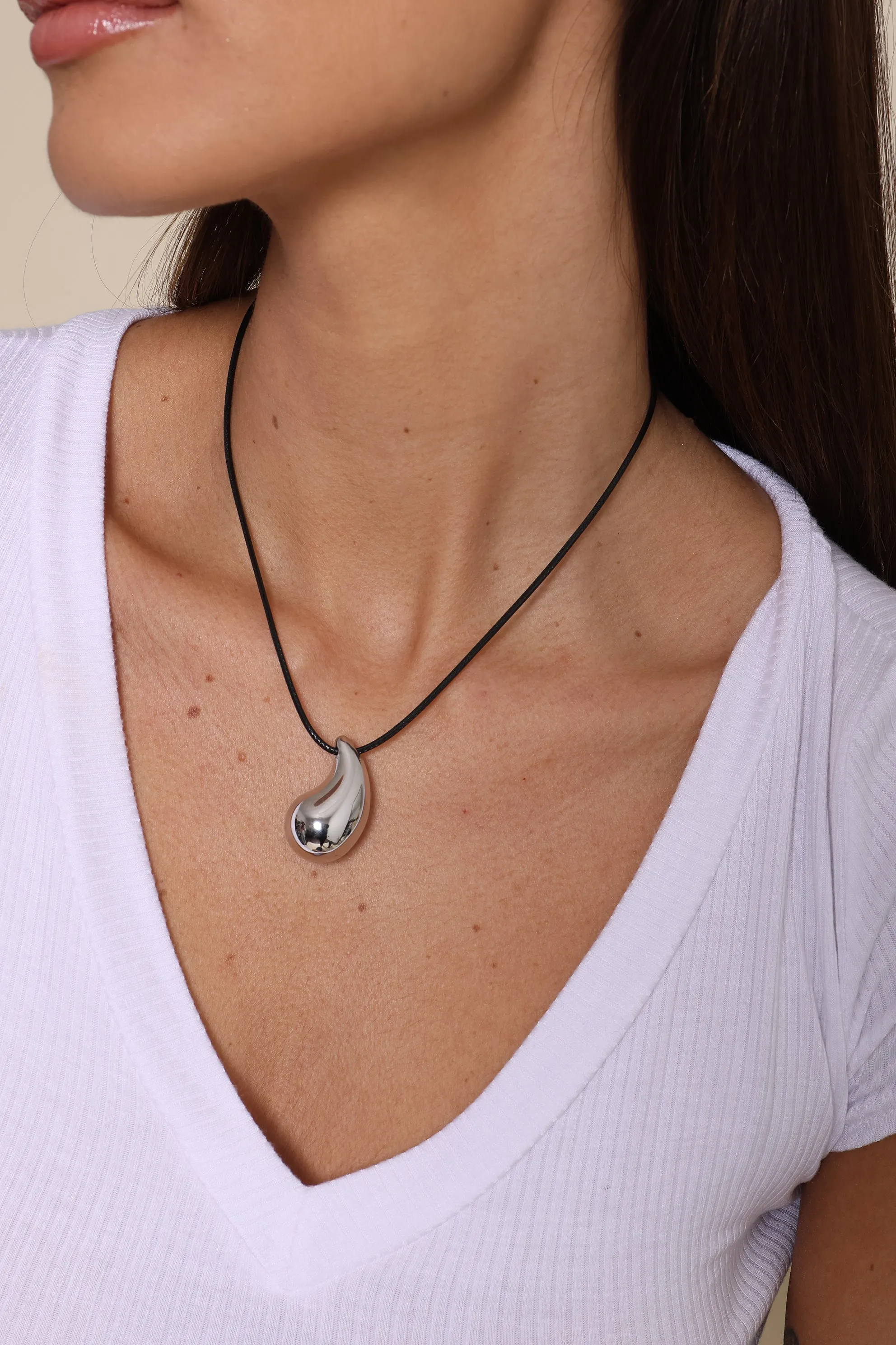 Empire Tear Drop On Cord Necklace sold by Mixology product image thumbnail 3