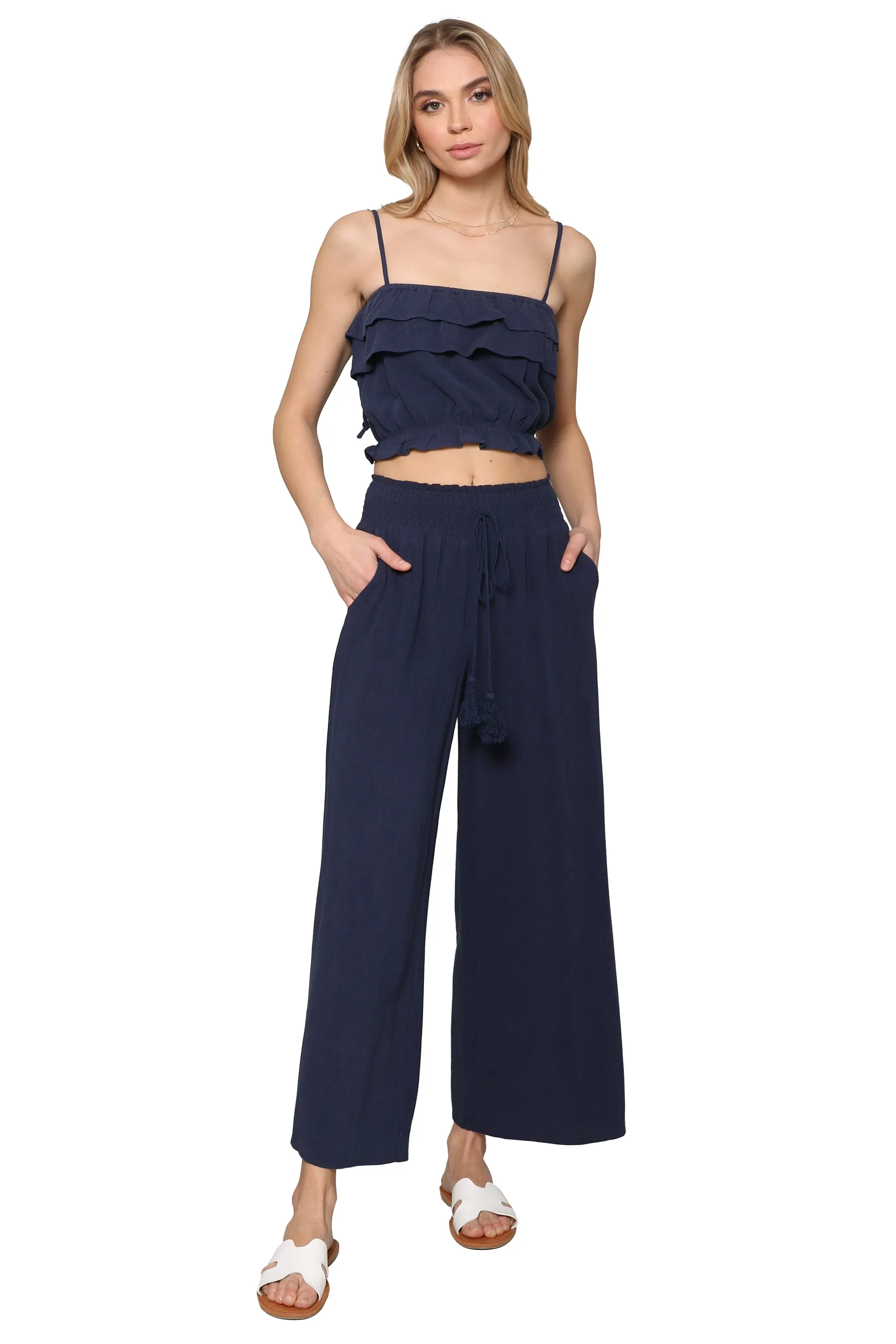 Brielle Linen Set sold by Mixology product image thumbnail 4