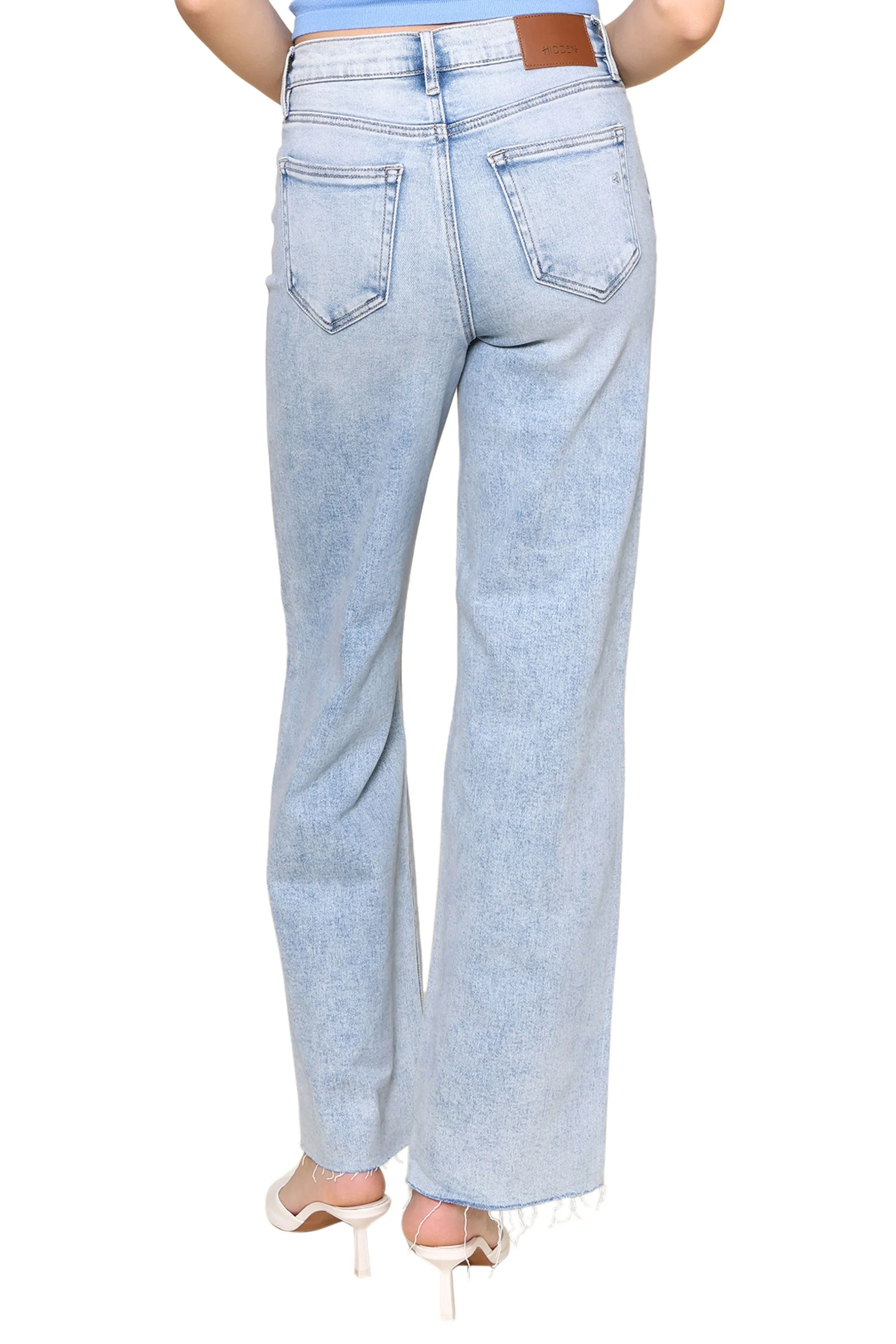 Light Wash Distressed High Rise sold by Mixology product image thumbnail 3