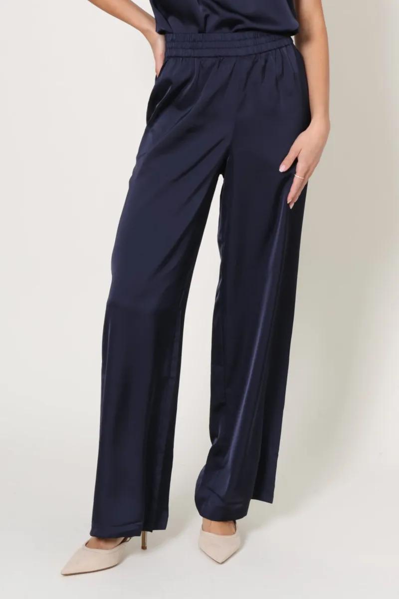 Layla Elastic Waist Pant sold by Mixology