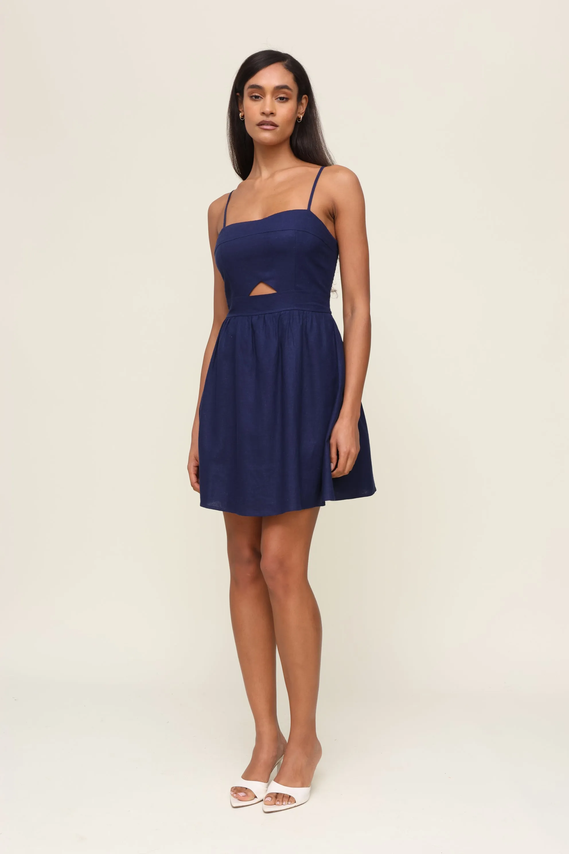 The Abby Linen Mini Dress sold by Mixology product image thumbnail 2