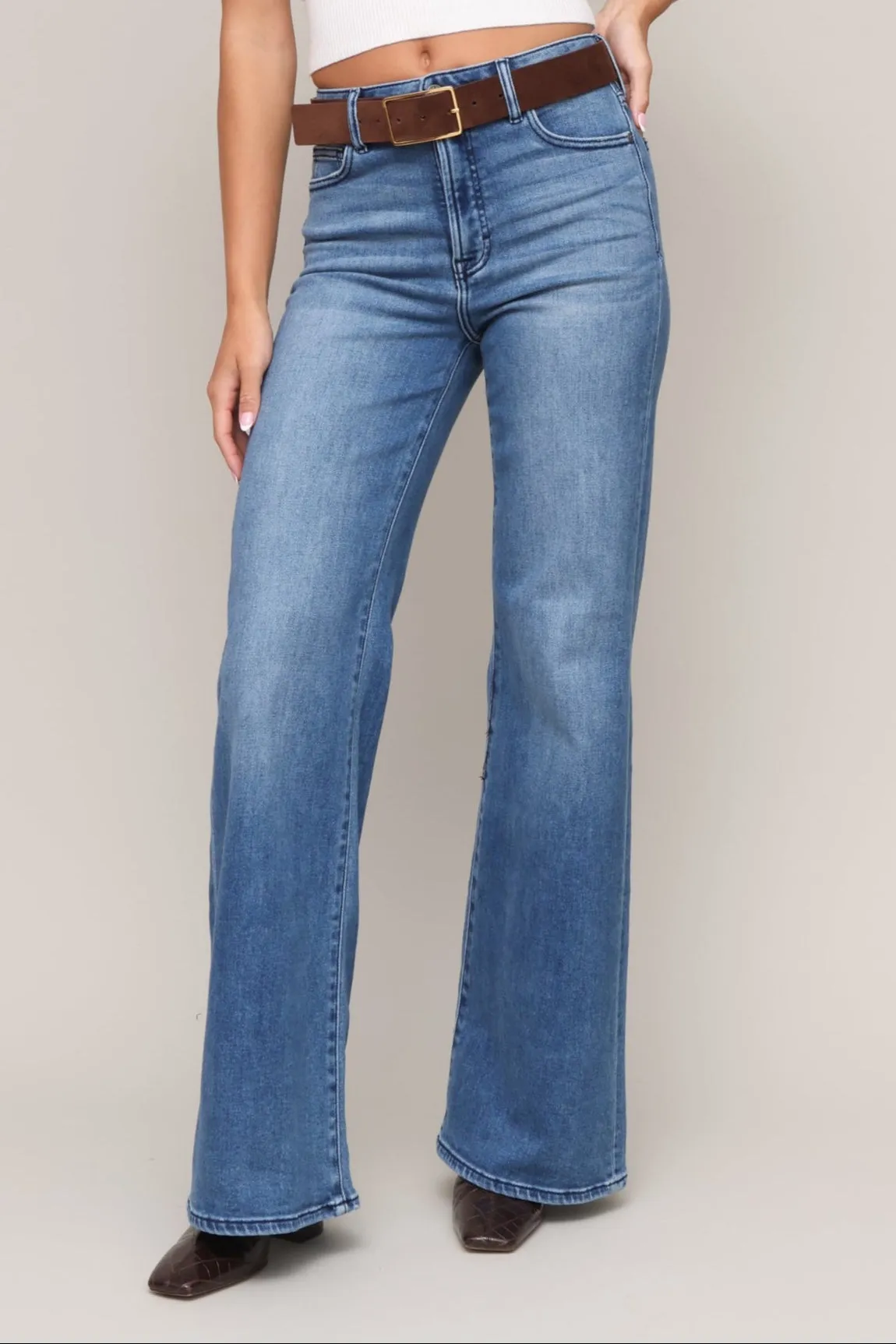 Happi Comfort Straight sold by Mixology