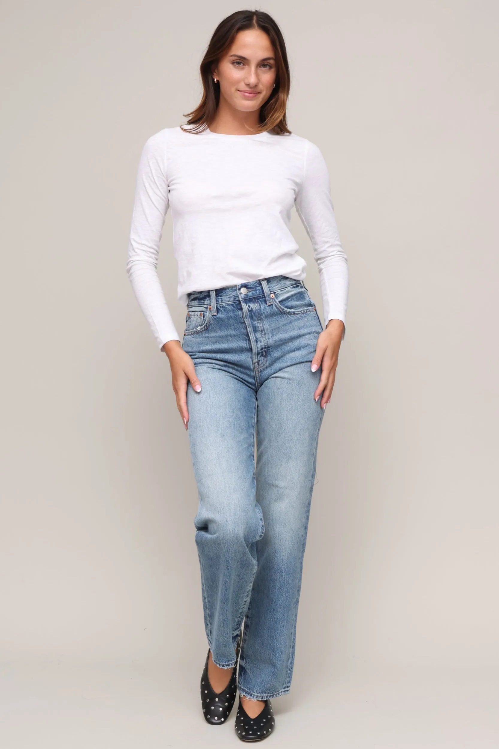 Cassie Loose Straight sold by Mixology product image thumbnail 2