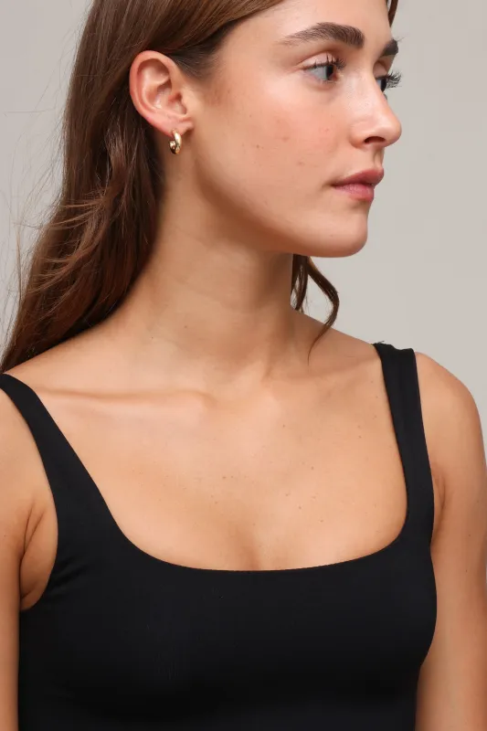 Finn Single Bezel Huggie sold by Mixology