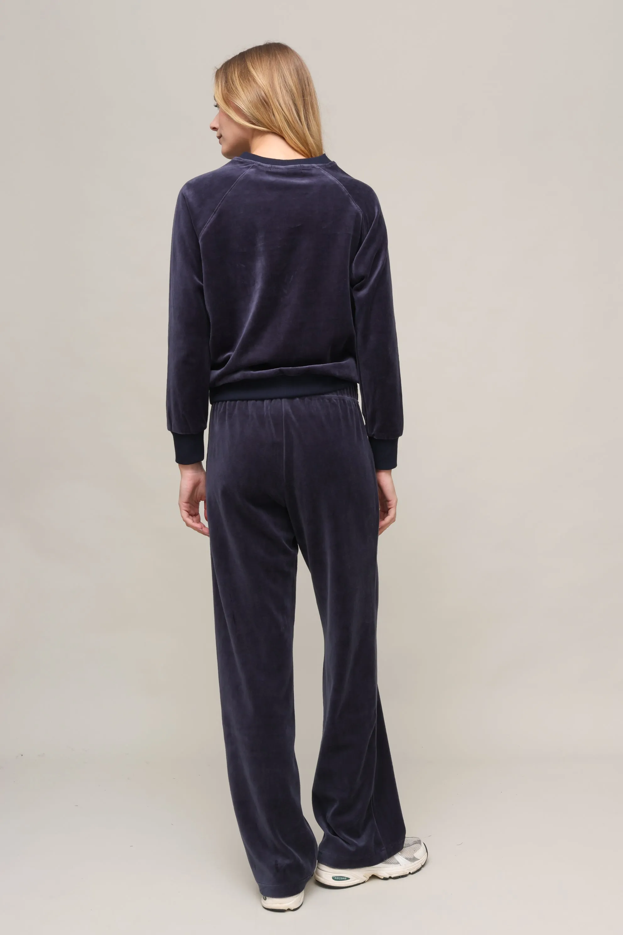 Stella Velour Shrunken Sweatshirt sold by Mixology product image thumbnail 3