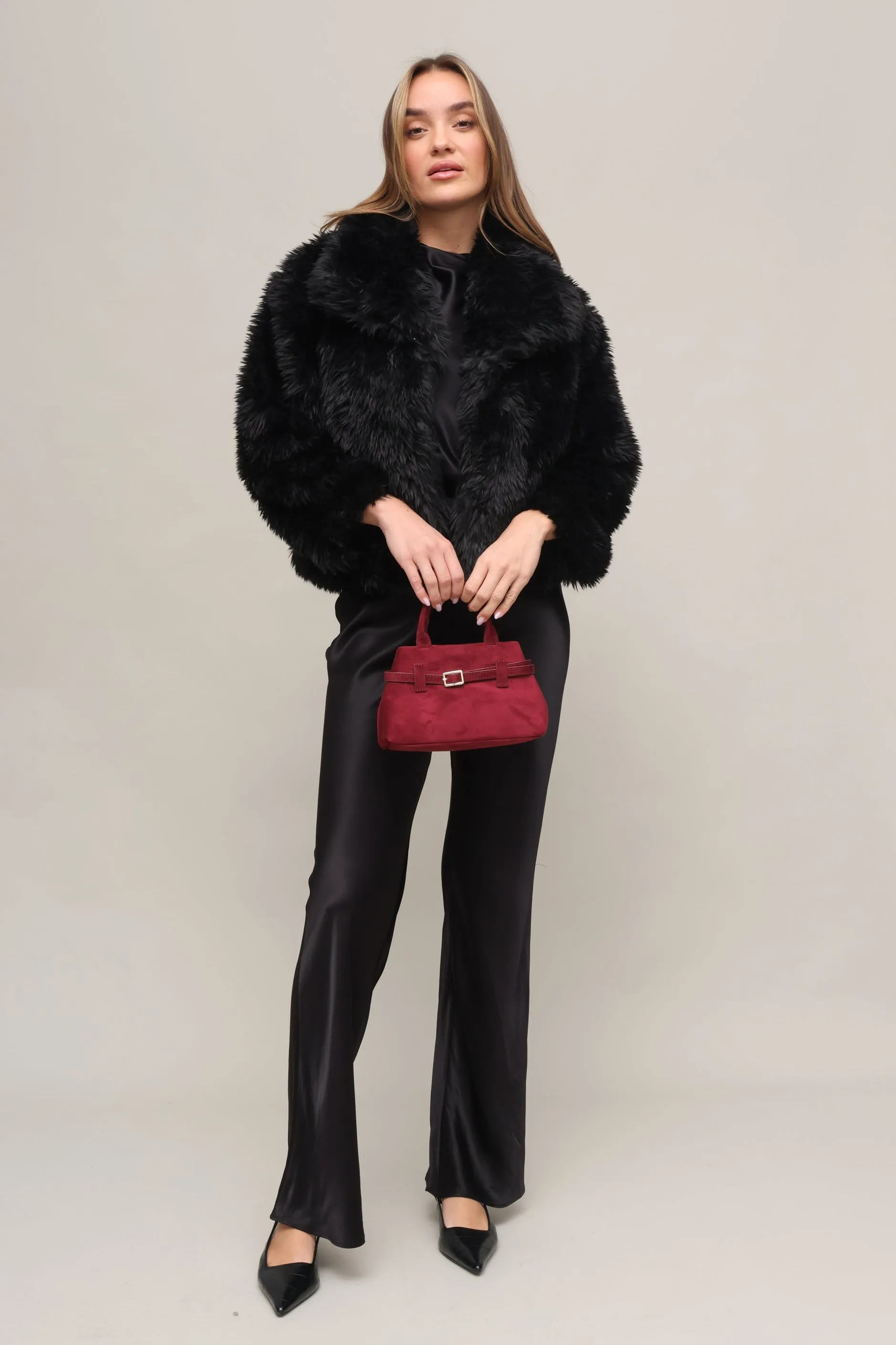 Donna Faux Fur Jacket sold by Mixology product image thumbnail 2