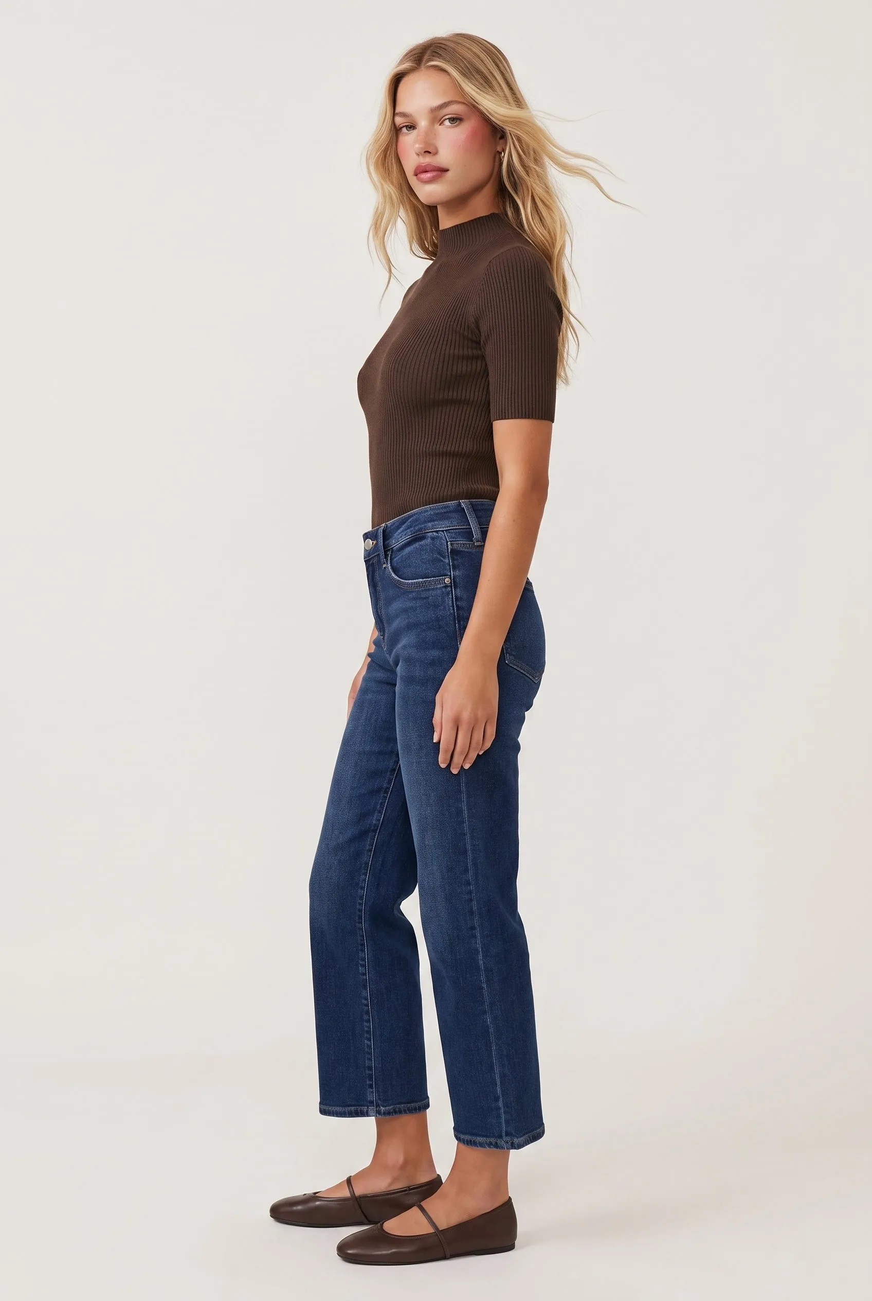 Mid Rise Slim Wide Crop sold by Mixology product image thumbnail 3