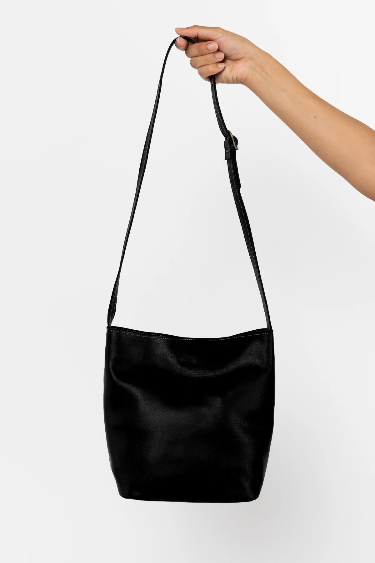 RLH3456 - Everyday Crossbody Bag sold by los angeles apparel product image thumbnail 5