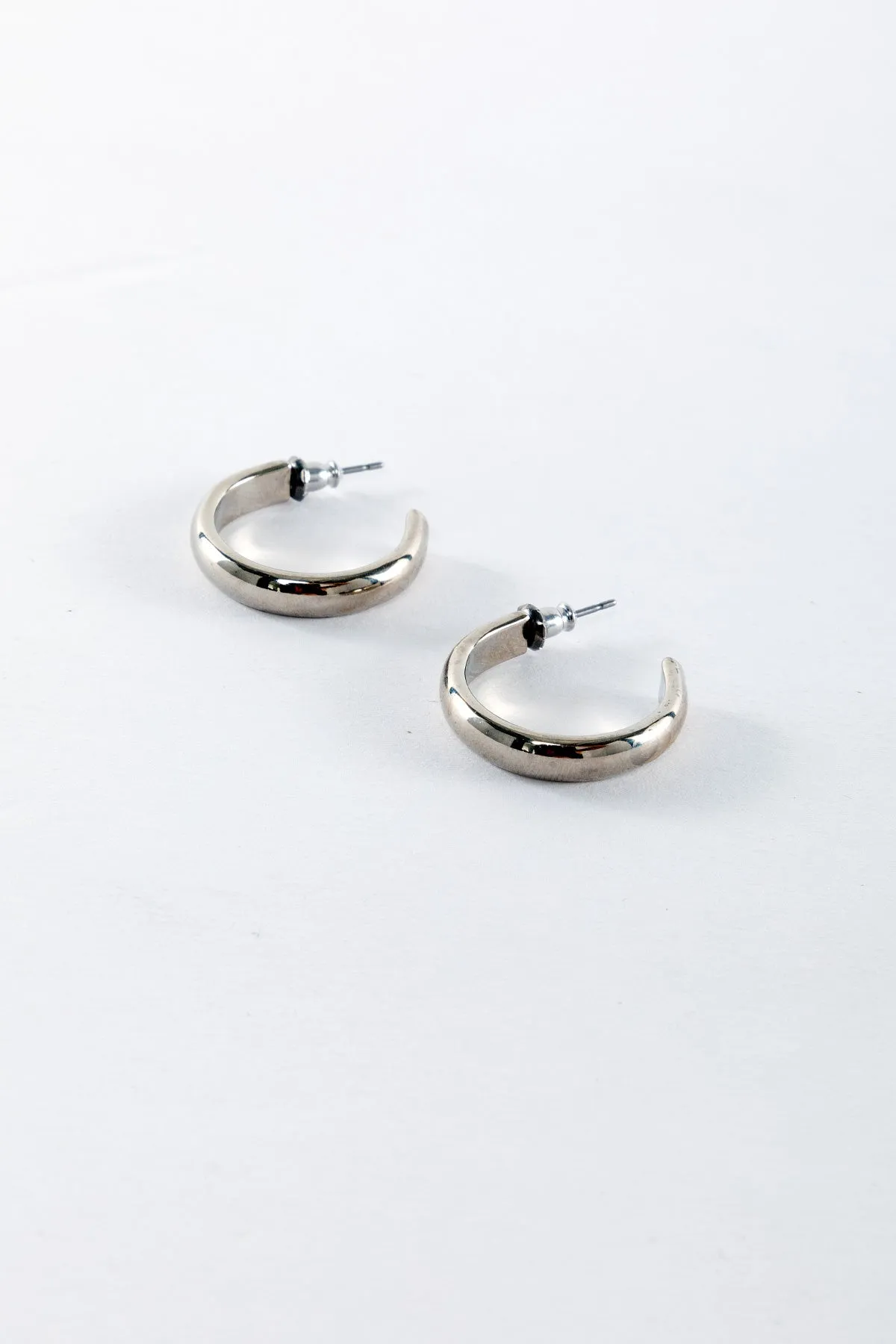 JWL34HE - Classic Hoop Earrings sold by los angeles apparel product image thumbnail 4