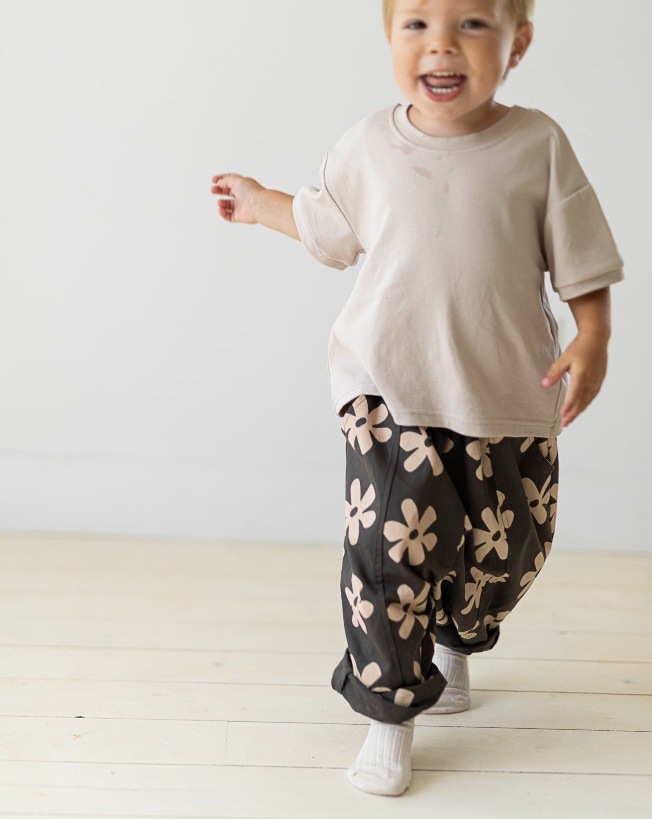 PREORDER happy street pants sold by Kindly product image thumbnail 3