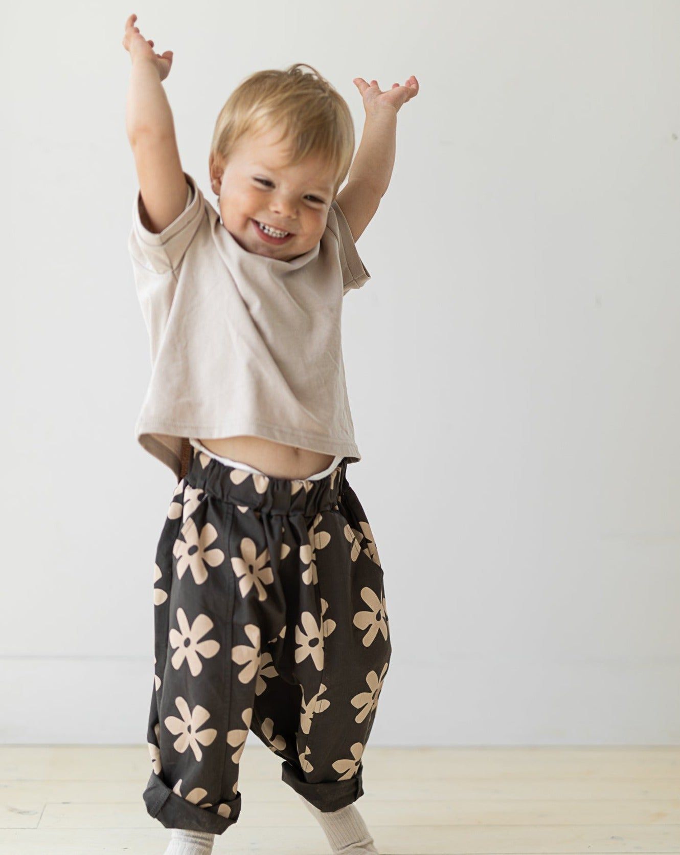 PREORDER happy street pants sold by Kindly product image thumbnail 4