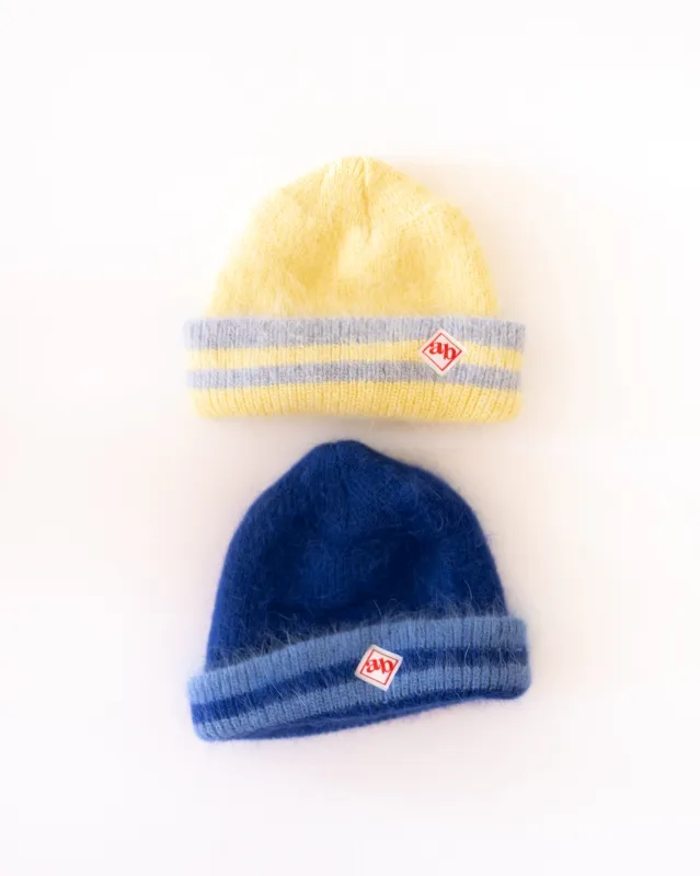 hi there  beanie sold by Kindly