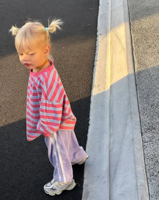 something good top sold by Kindly