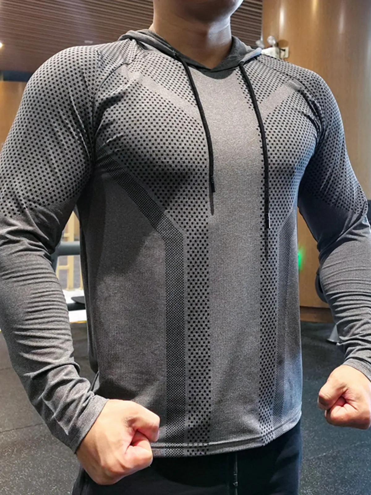 Core Hooded Performance Shirt 2.0 sold by Aha Selected product image thumbnail 4