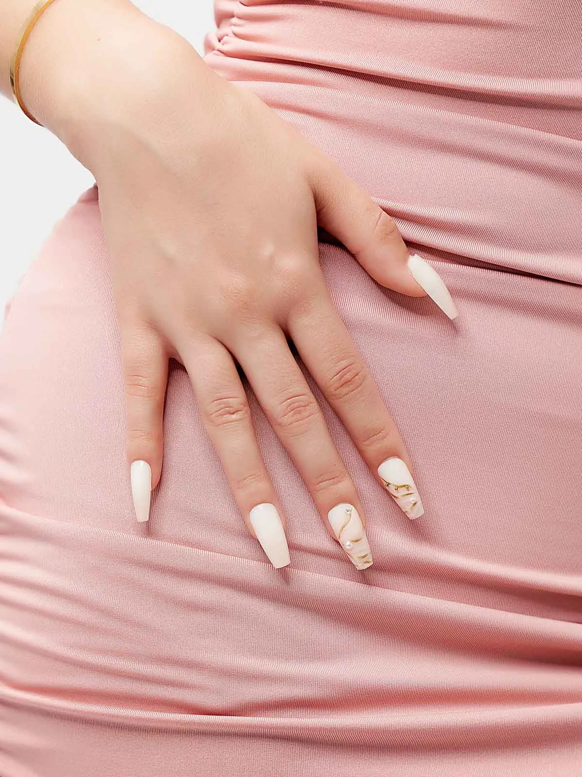 24pcs Printed Mid Length Trapeziop Fake Nail sold by Aha Selected product image thumbnail 2