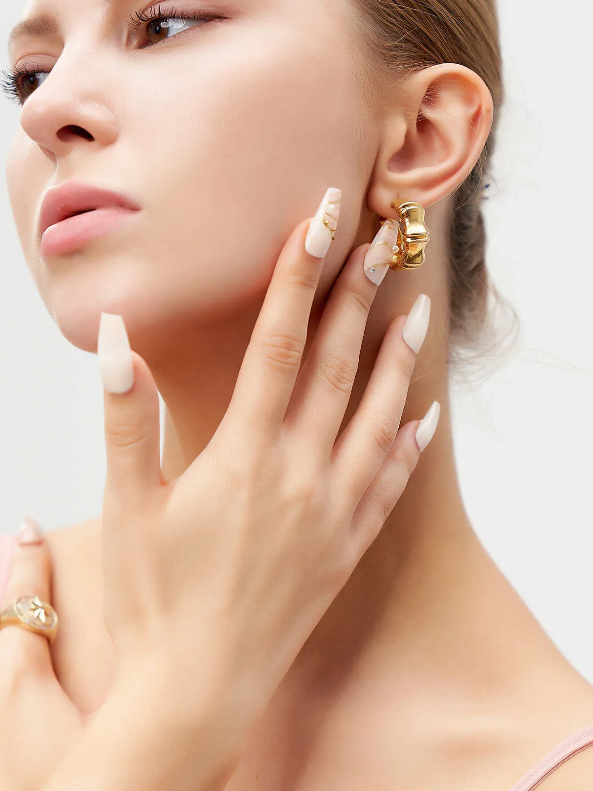 24pcs Printed Mid Length Trapeziop Fake Nail sold by Aha Selected