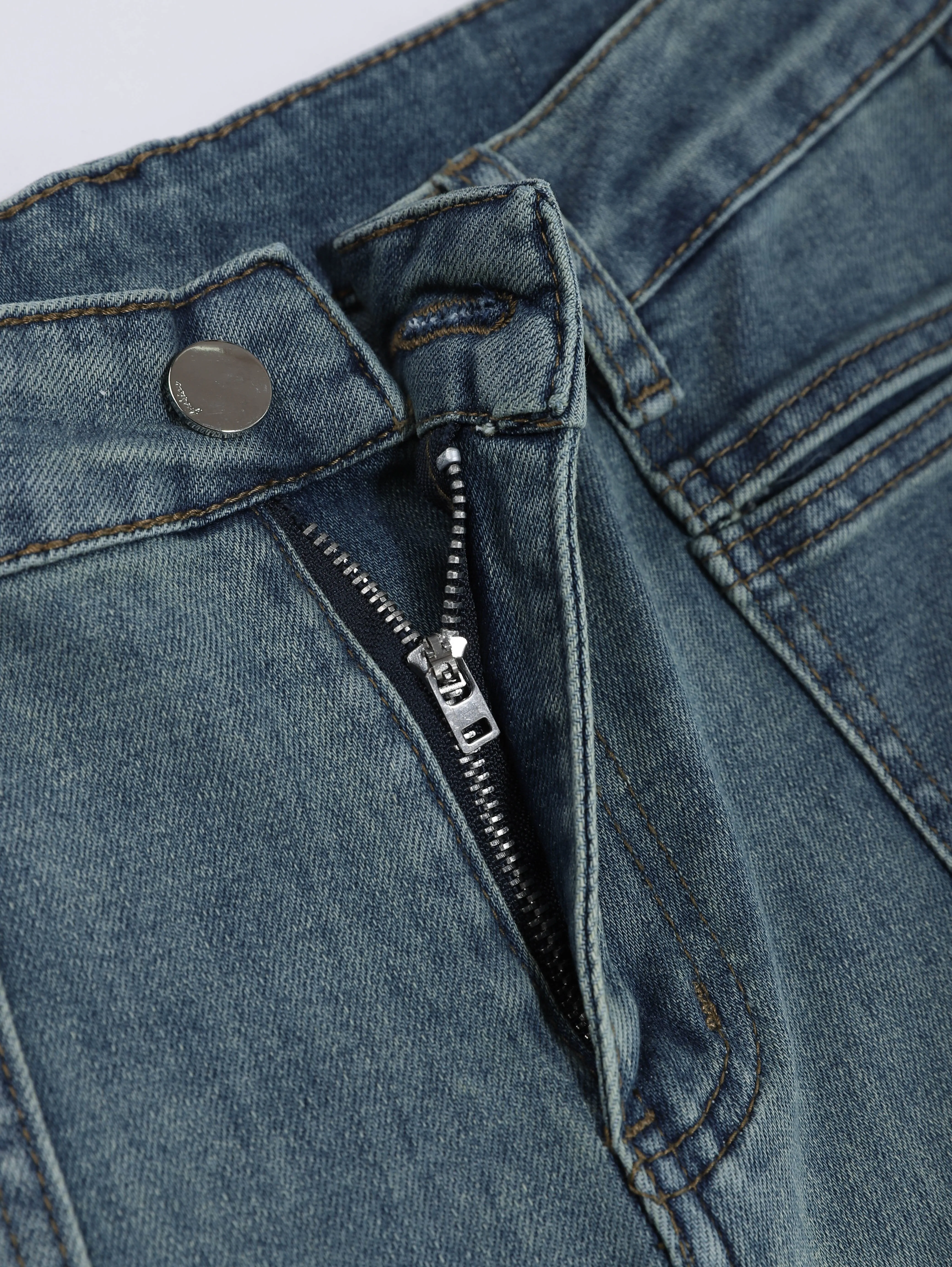 Wide-Leg Front Pockets Denim Jeans With Belt sold by Aha Selected product image thumbnail 5