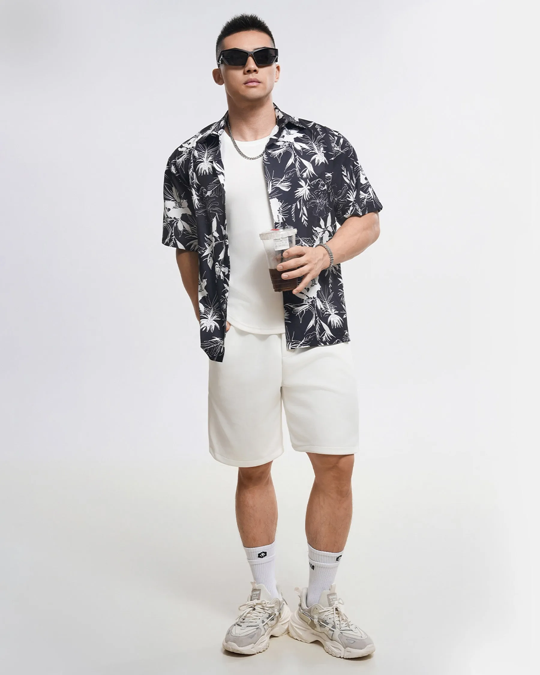 Holiday print SS shirt flora New(Final Sale–No Return or Exchange) sold by Aha Selected product image thumbnail 4