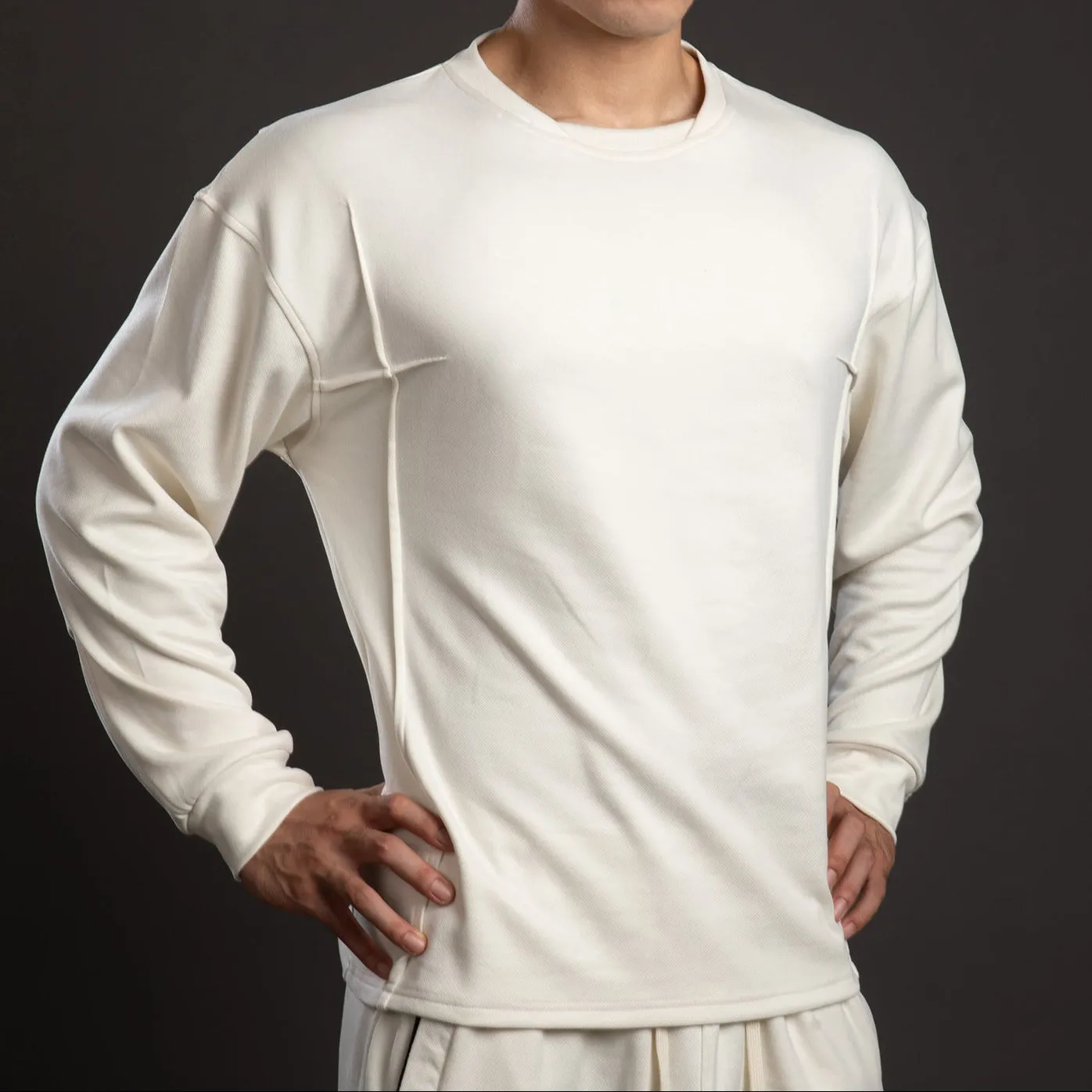 Soft Velvet Fleece Crewneck Sweatshirt sold by Aha Selected product image thumbnail 4