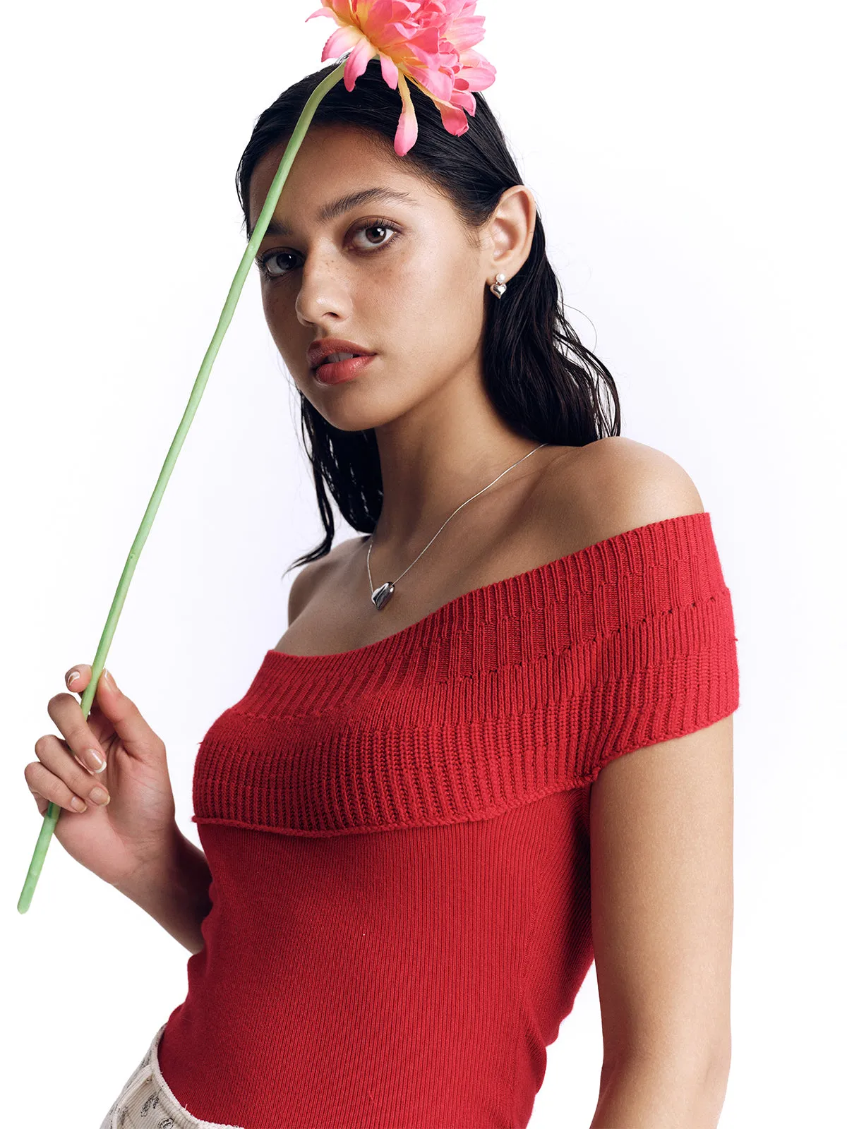 Women's Cropped One-Shoulder Sweater sold by Aha Selected product image thumbnail 4