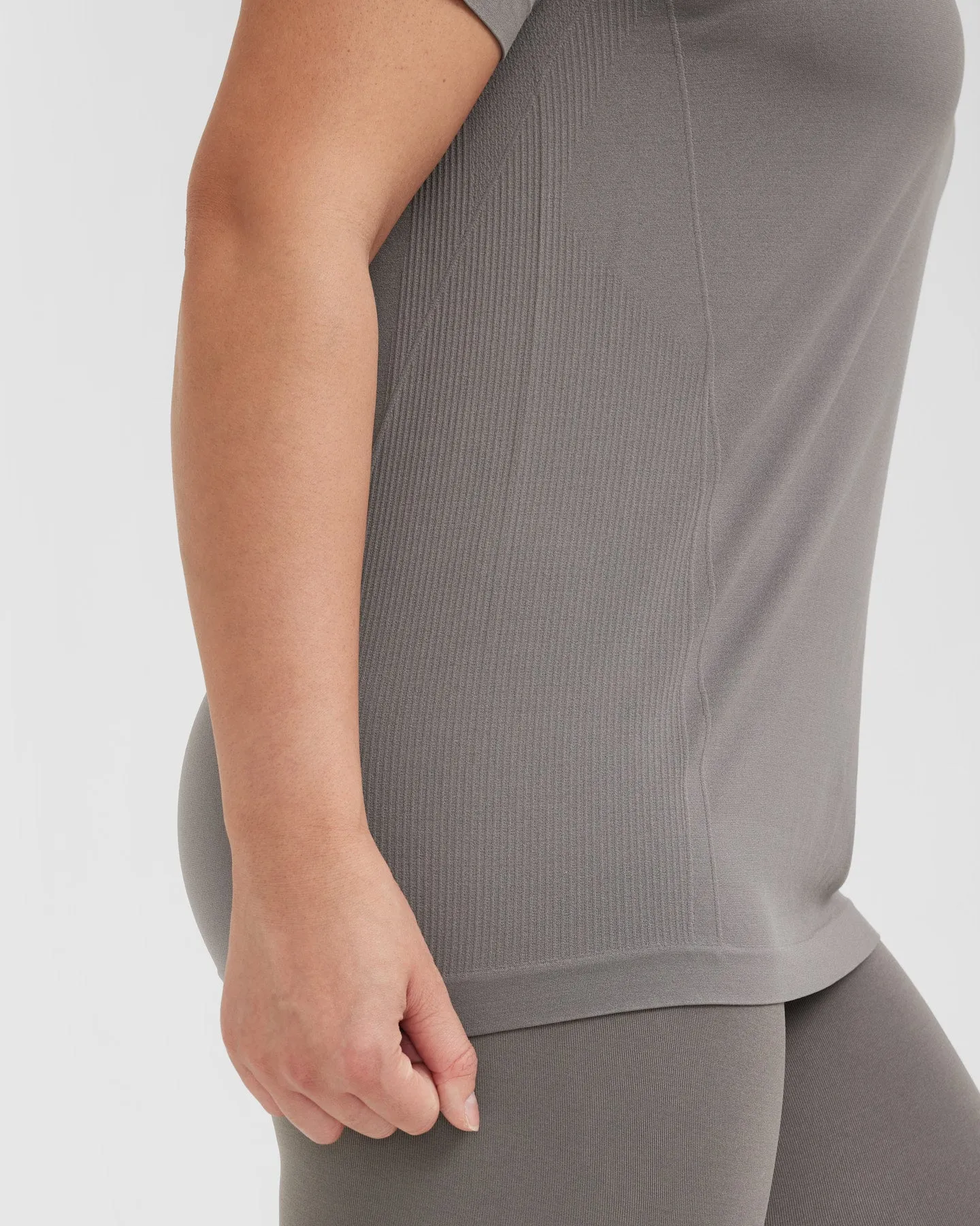 Go To Seamless Loose Top | Ash Grey sold by Oner Active product image thumbnail 5