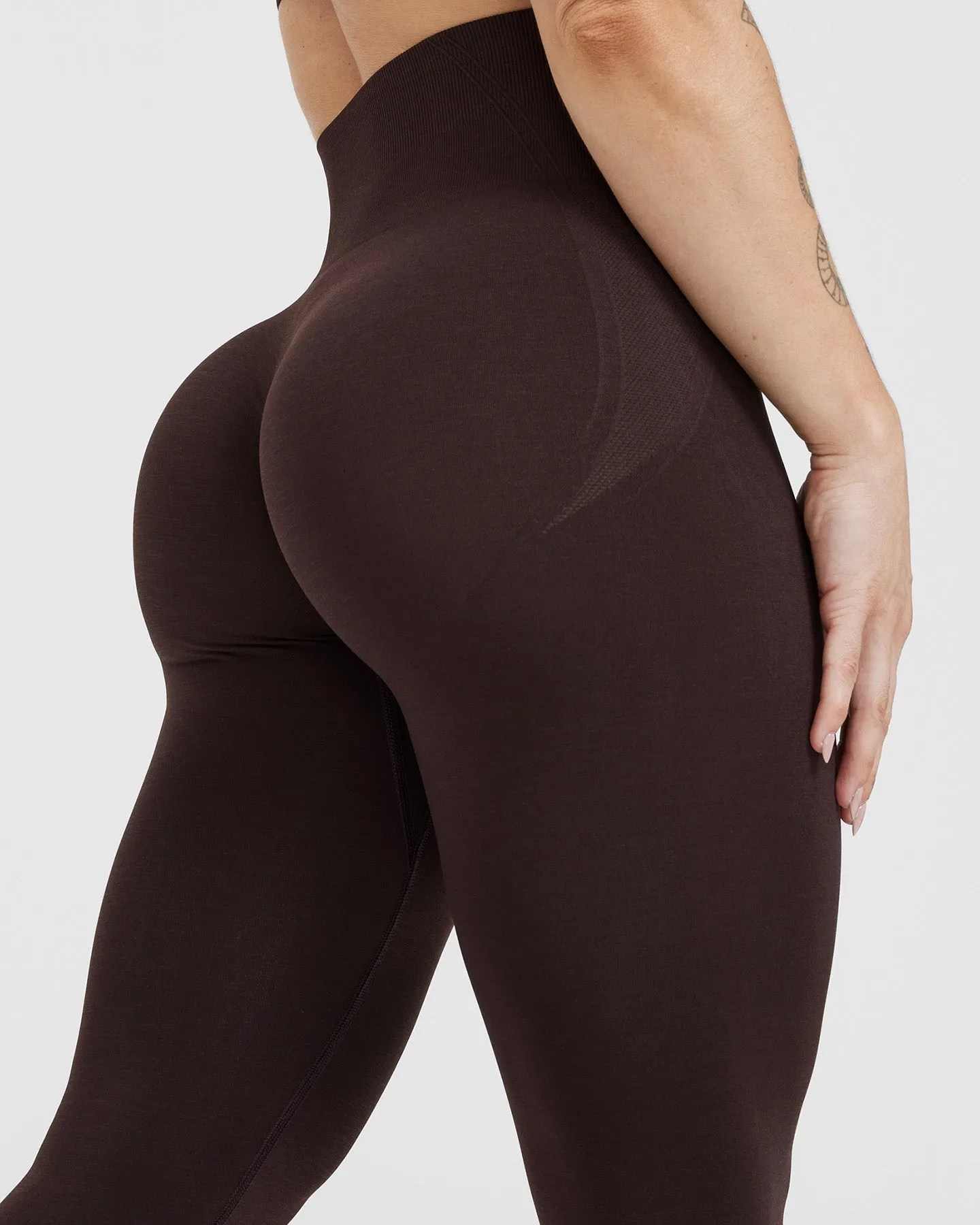Effortless Seamless Leggings | 70% Cocoa sold by Oner Active product image thumbnail 5
