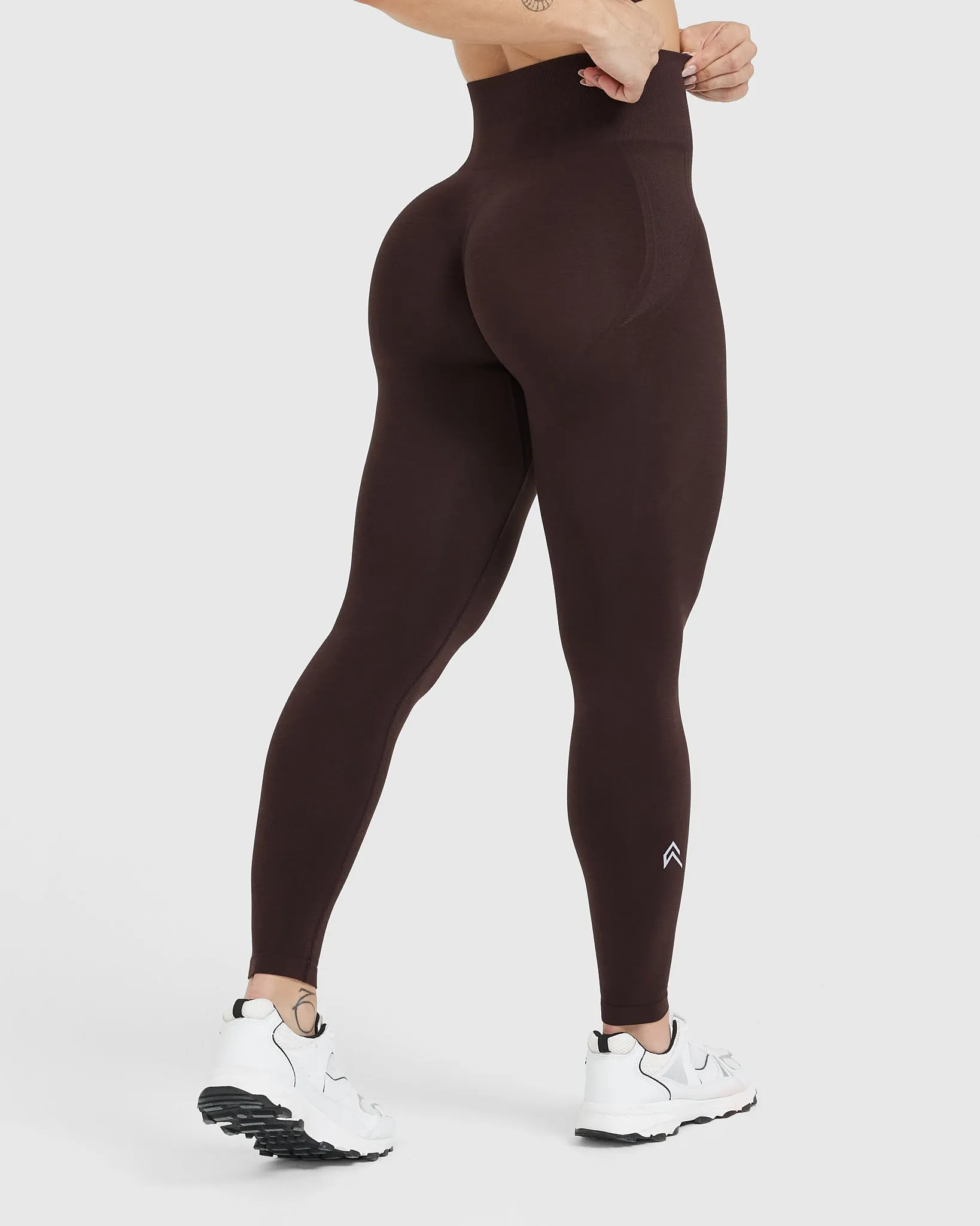 Effortless Seamless Leggings | 70% Cocoa sold by Oner Active product image thumbnail 2