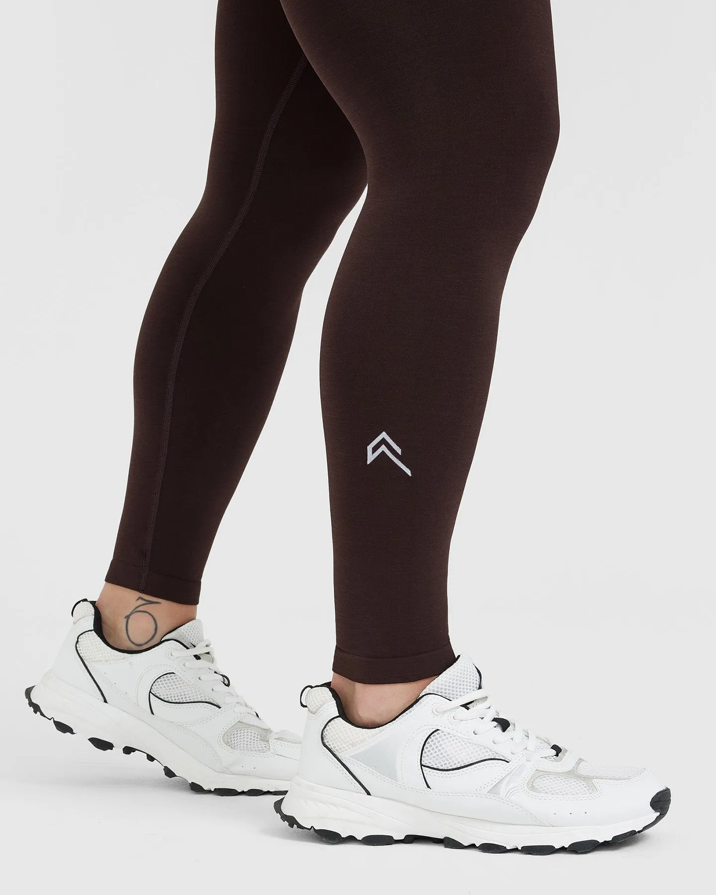 Effortless Seamless Leggings | 70% Cocoa sold by Oner Active product image thumbnail 4