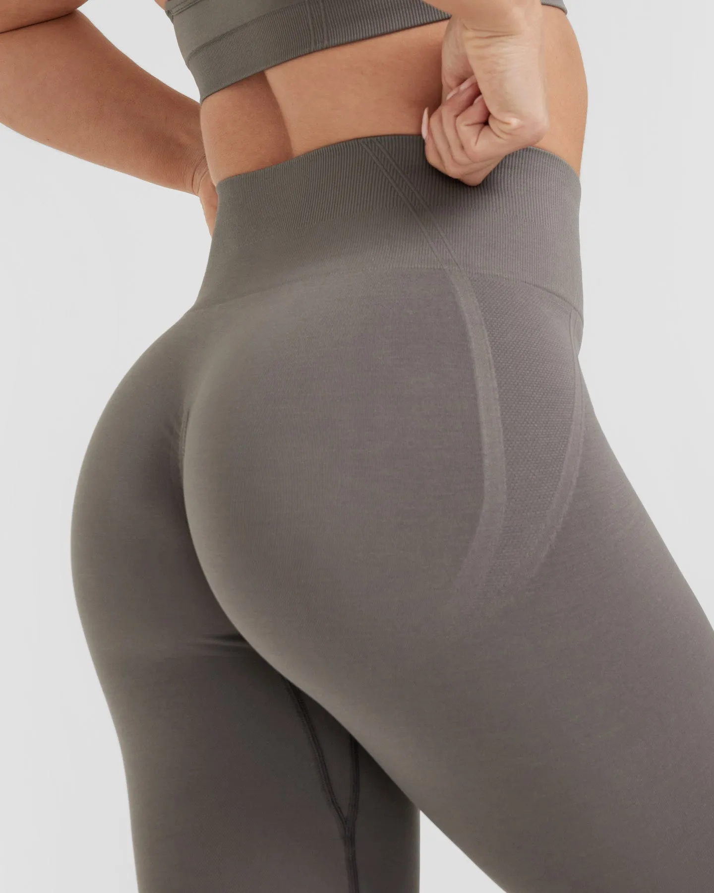 Effortless Seamless Leggings | Ash Grey sold by Oner Active product image thumbnail 5