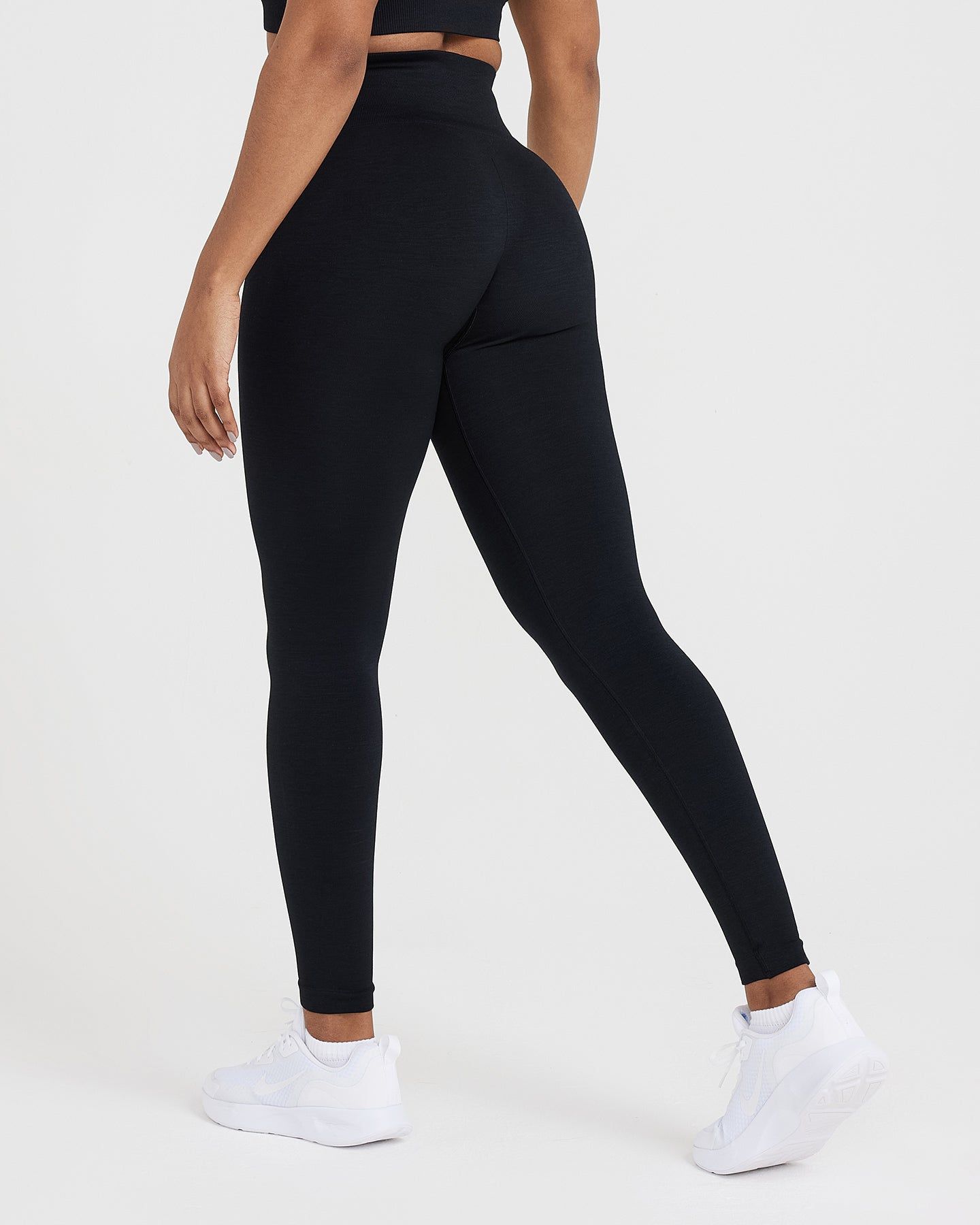 Classic Seamless 2.0 Leggings | Black Marl sold by Oner Active product image thumbnail 4