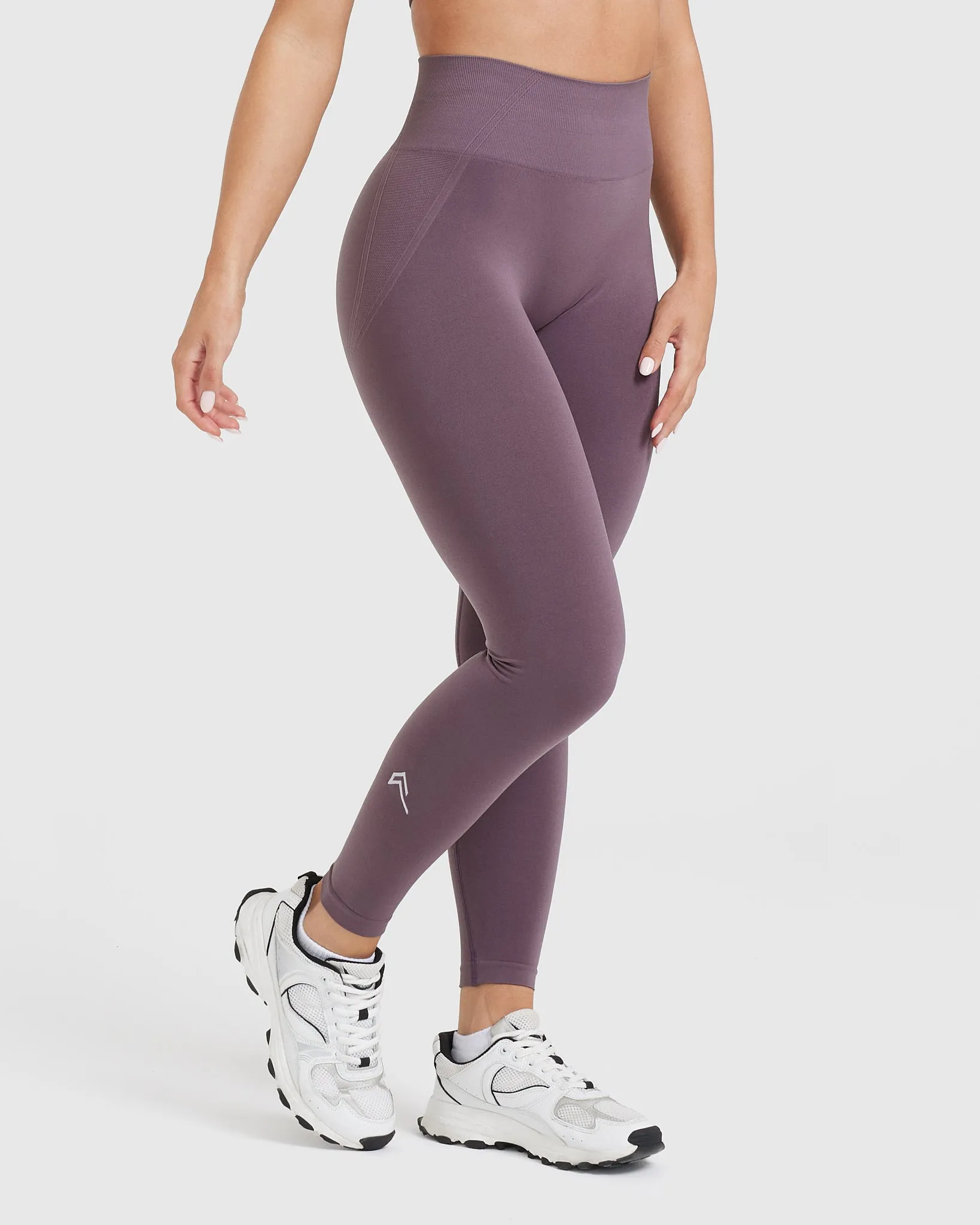 Effortless Seamless Leggings | Vintage Purple sold by Oner Active product image thumbnail 3